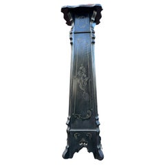 Elegante y Estupendo Soporte / Pedestal Antiguo y Ebonizado para Flores, Plantas o Esculturas