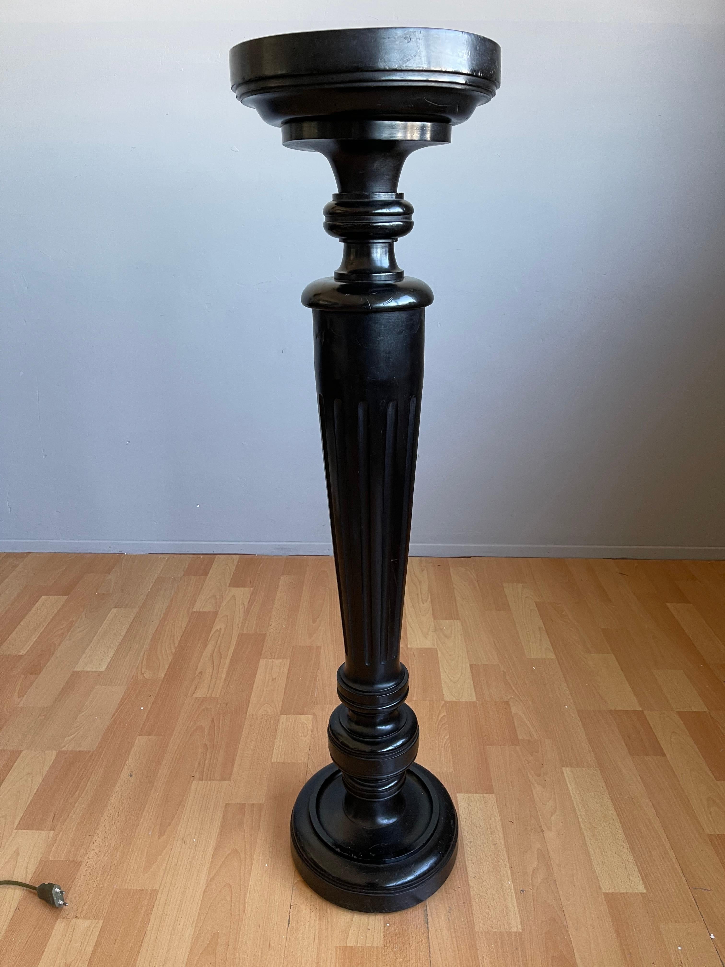 Stylish and Great Looking Antique, Ebonized Column Flower / Plant Pedestal Stand 2