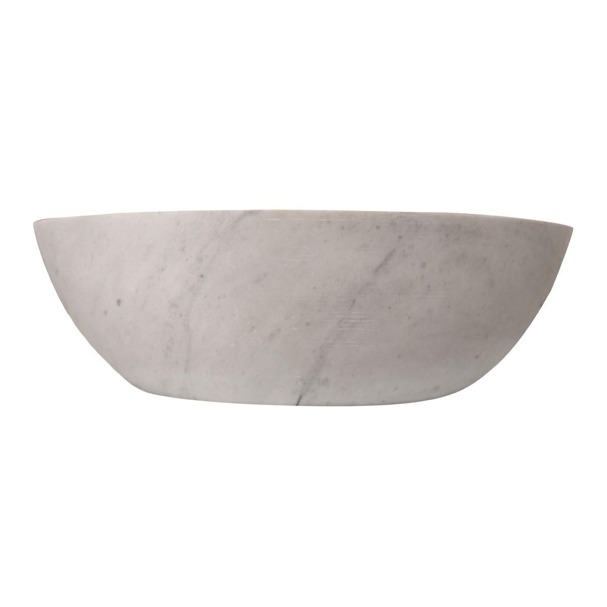 Italian Stylish and Luxurious Carrara Marble Mortar Eye For Sale