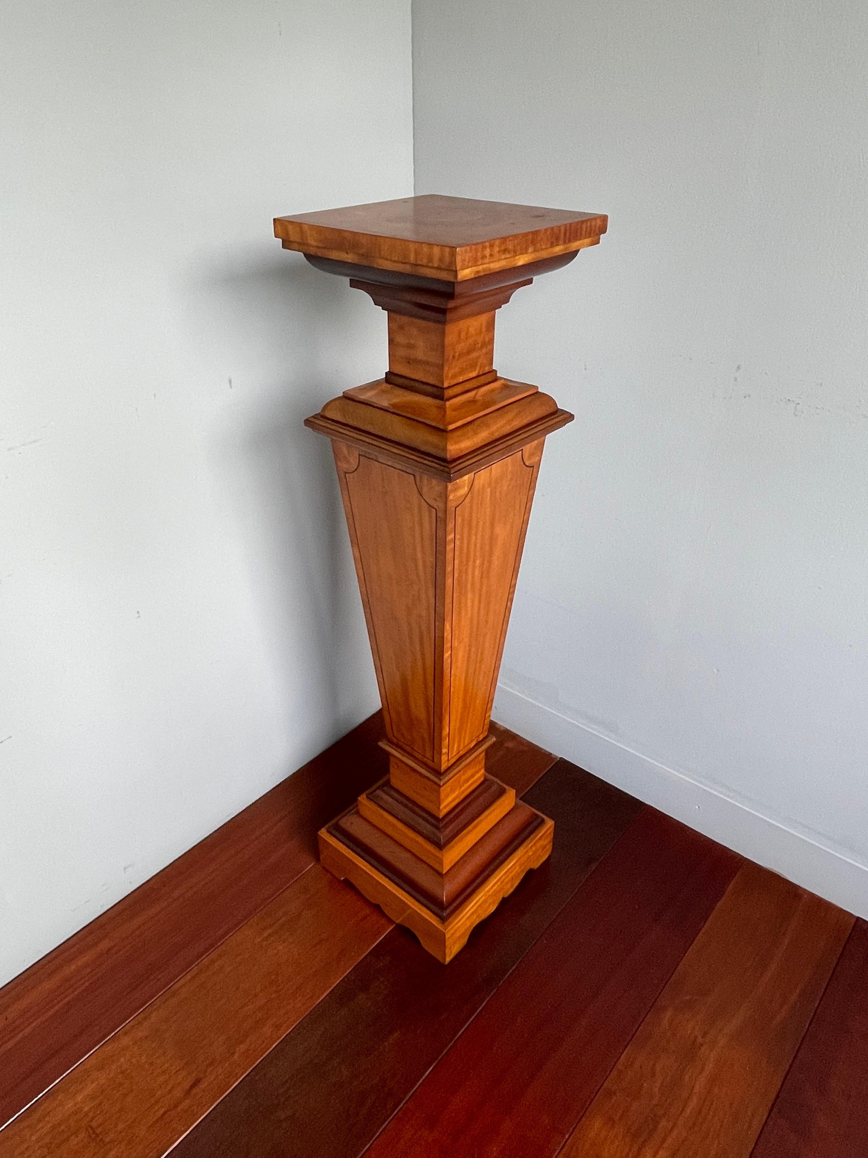 Stylish and Majestic Antique Satinwood & Teakwood Column Pedestal Stand ca. 1910 3