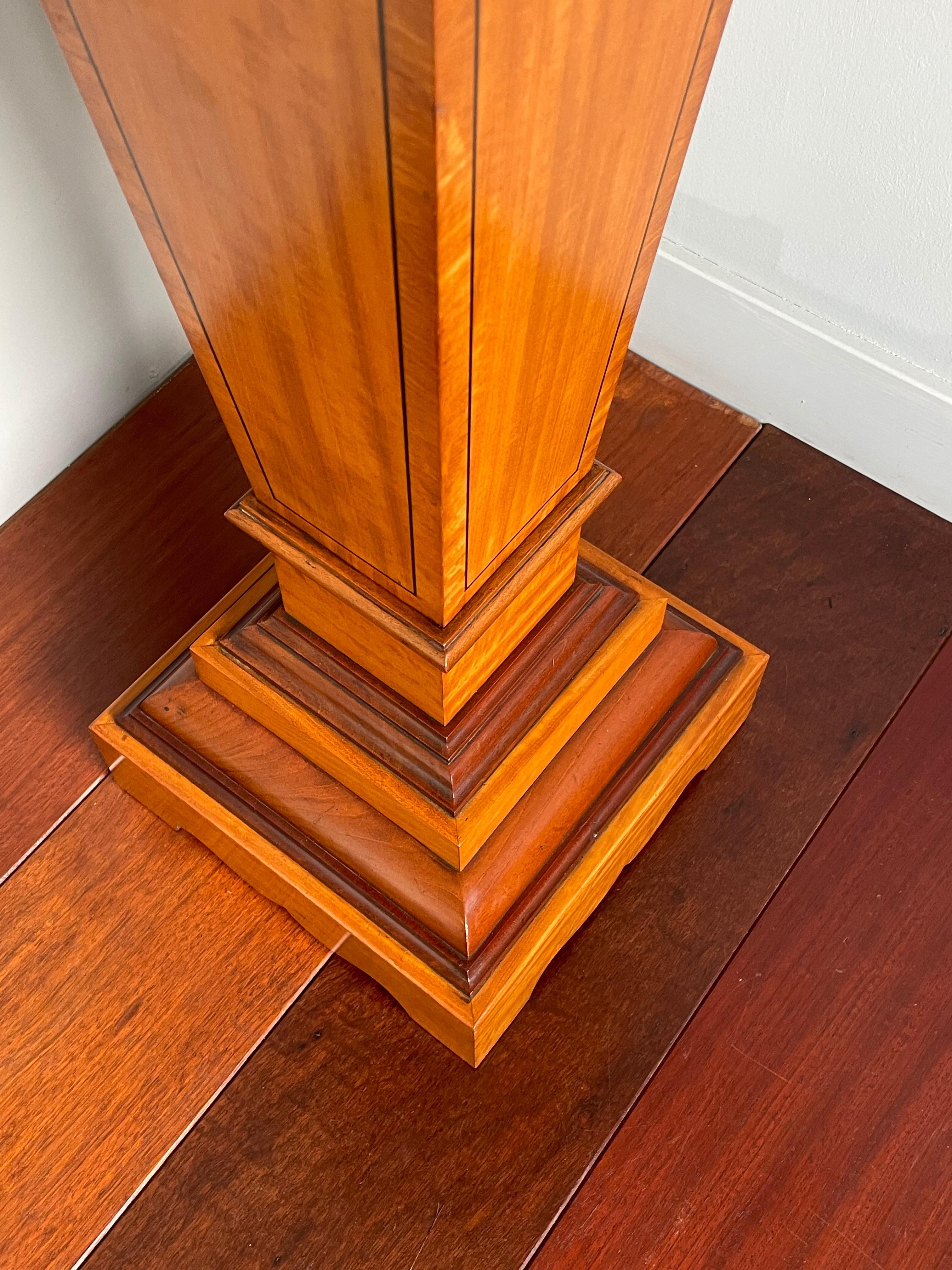 Stylish and Majestic Antique Satinwood & Teakwood Column Pedestal Stand ca. 1910 2