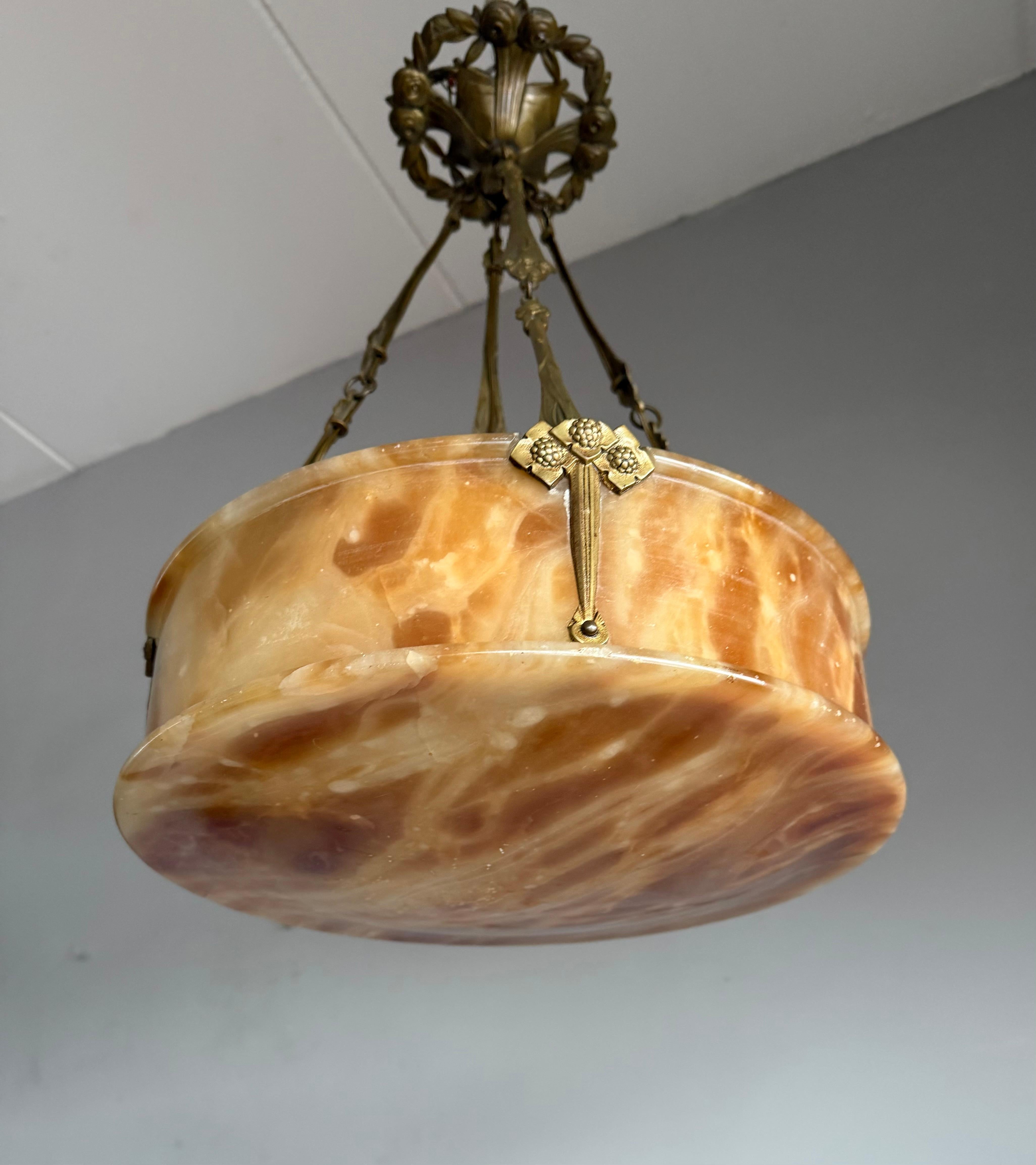 Stylish Art Deco Alabaster & Bronze Pendant Chandelier with Unique Bronze Chain en vente 1