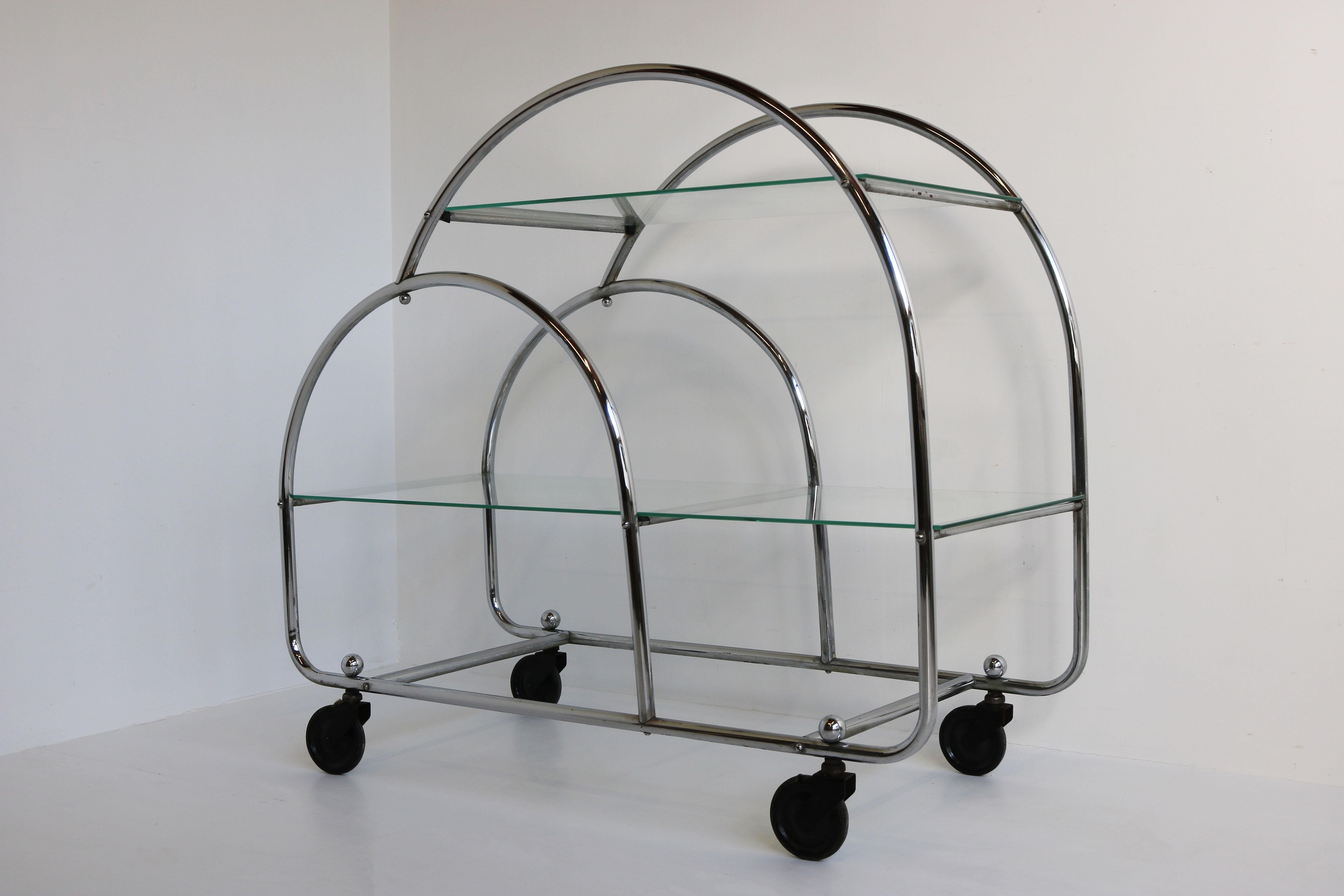 Stylish Art Deco Bauhaus Bar Cart / Serving Trolley in Chrome & Glass 1930 3