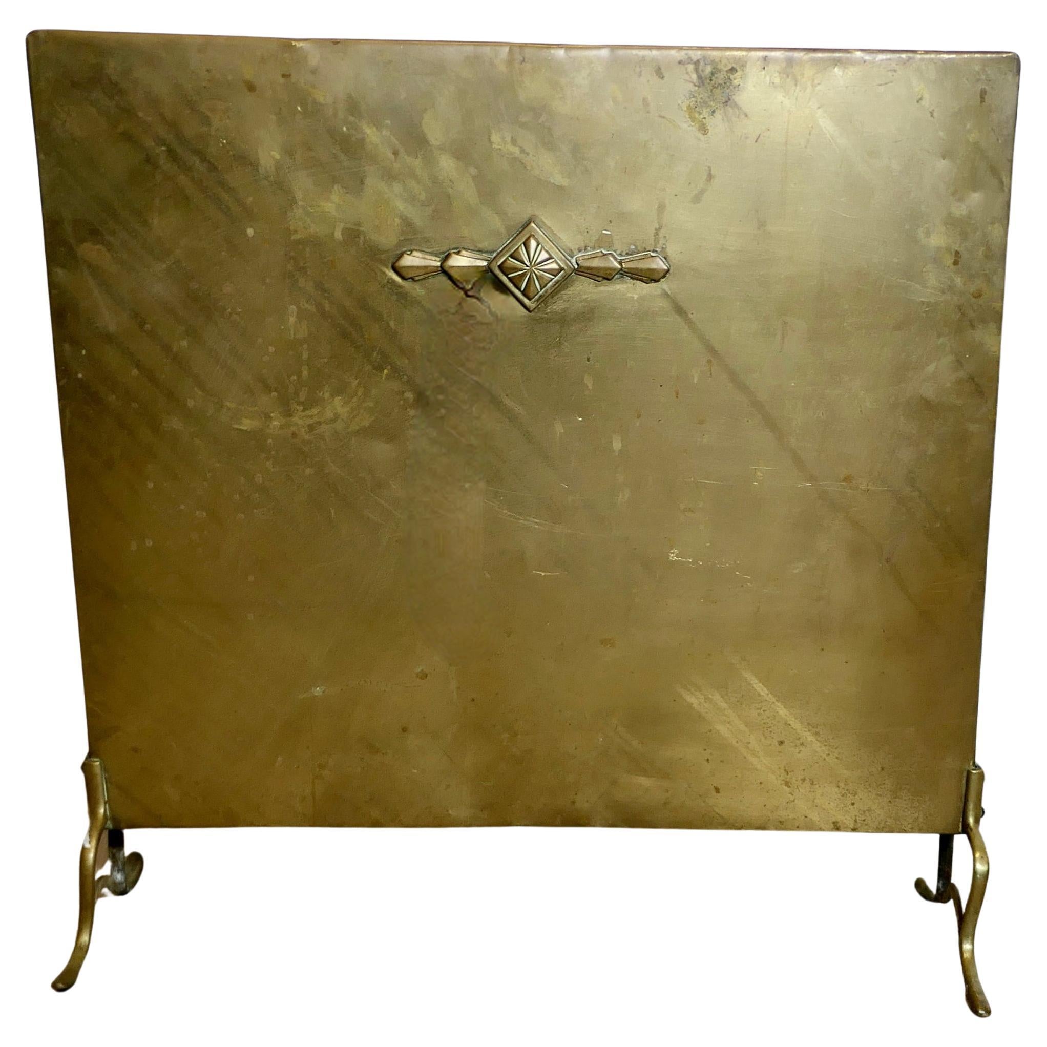 Stylish Art Deco Brass Fire Screen  This is a charming and minimalist screen