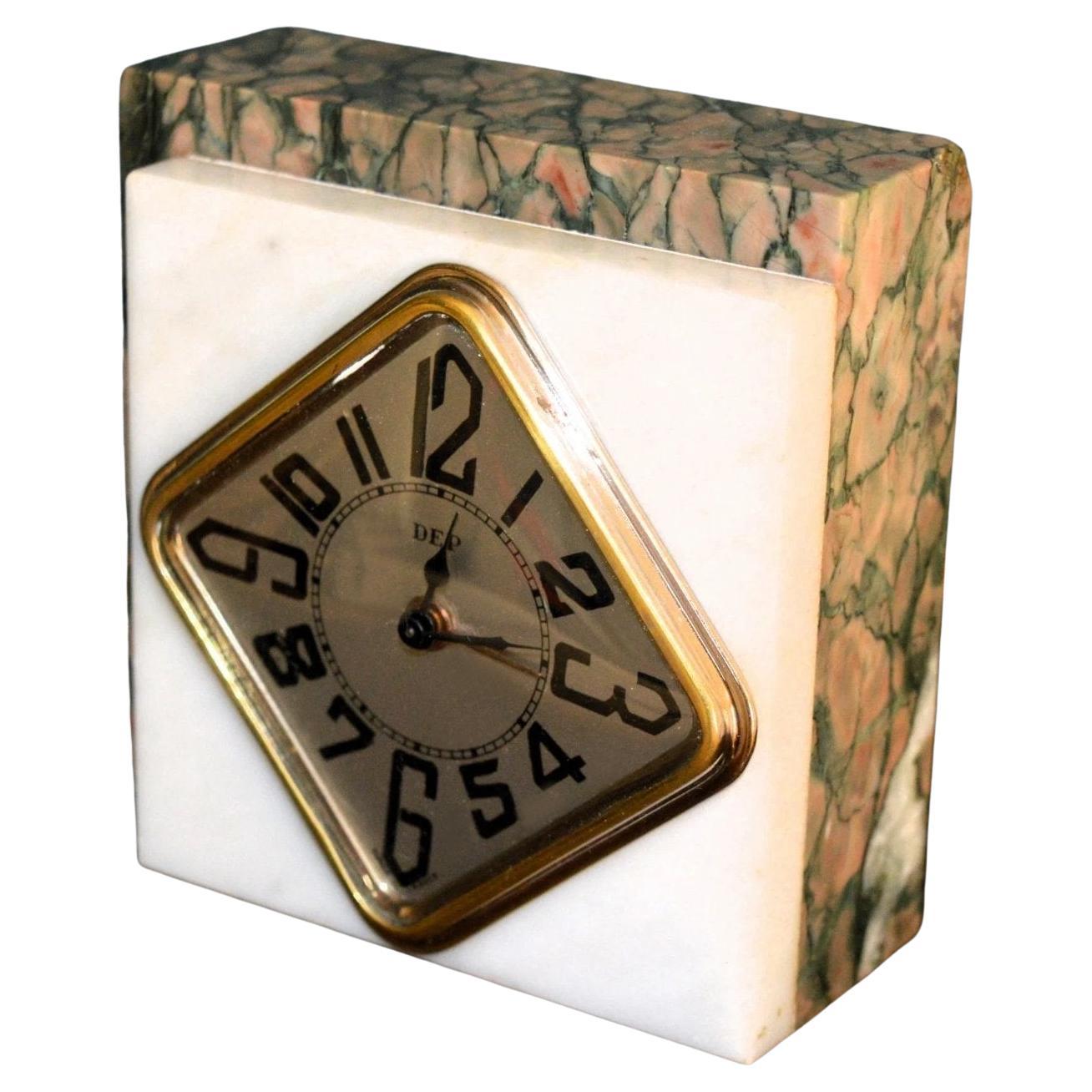 Stilvolle Art Deco kleine Marmor & Chrom Uhr mit Alarm von DEP, Französisch, C1930 im Zustand „Gut“ im Angebot in Devon, England