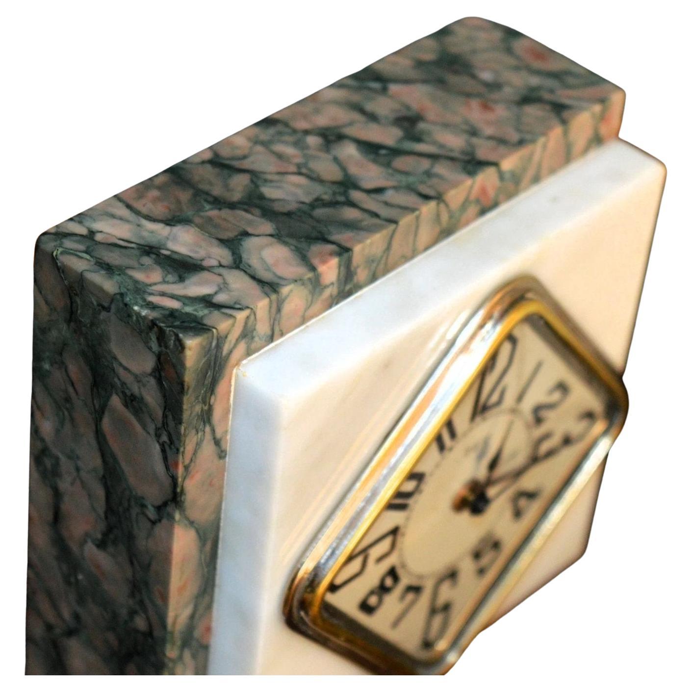 Stilvolle Art Deco kleine Marmor & Chrom Uhr mit Alarm von DEP, Französisch, C1930 (20. Jahrhundert) im Angebot