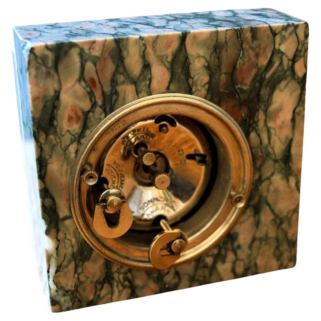 Stilvolle Art Deco kleine Marmor & Chrom Uhr mit Alarm von DEP, Französisch, C1930 (Messing) im Angebot