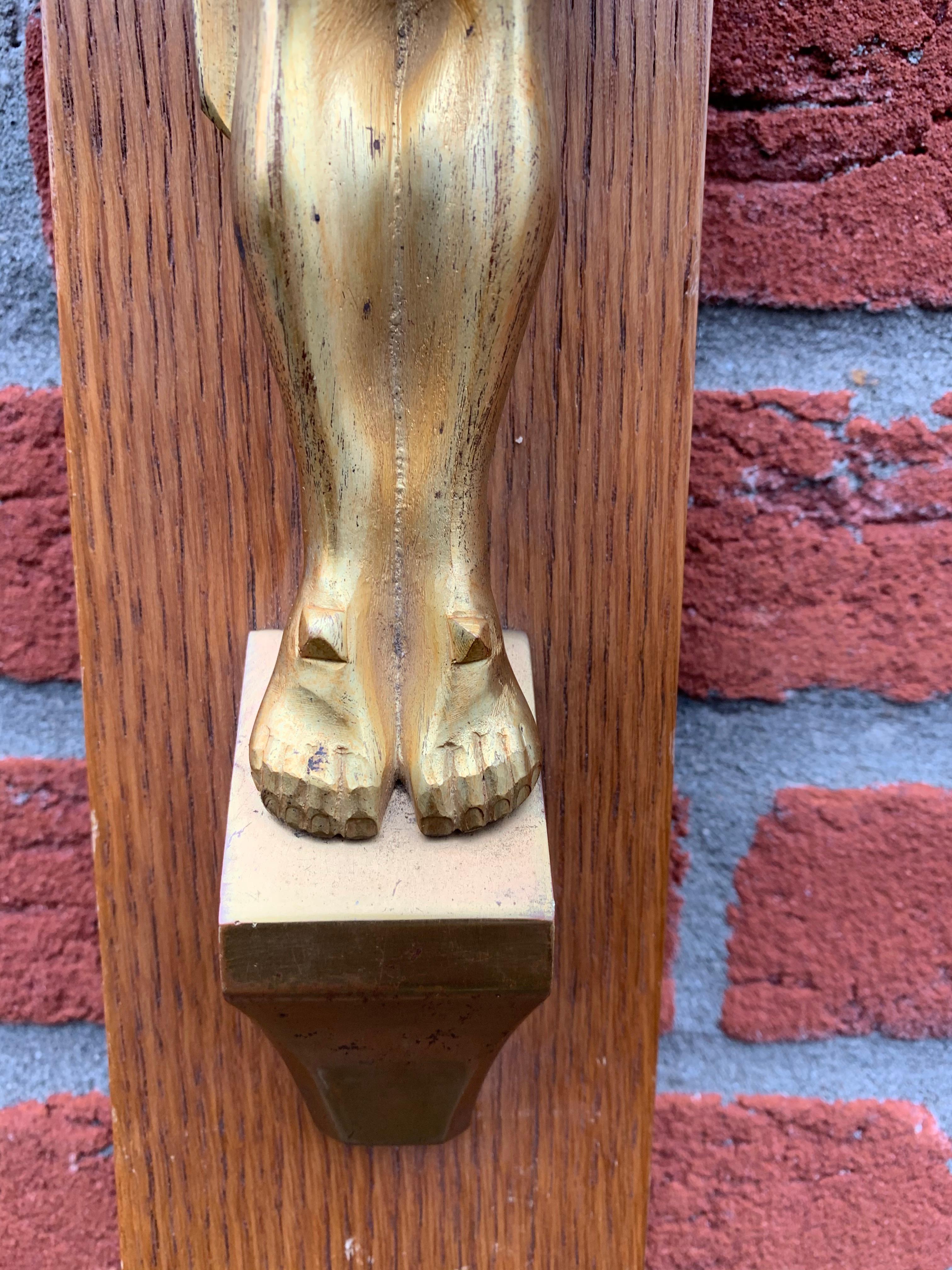 Stylish Art Deco Wall Crucifix Gilt Bronze Christ Corpus Mounted on a Oak Cross For Sale 8