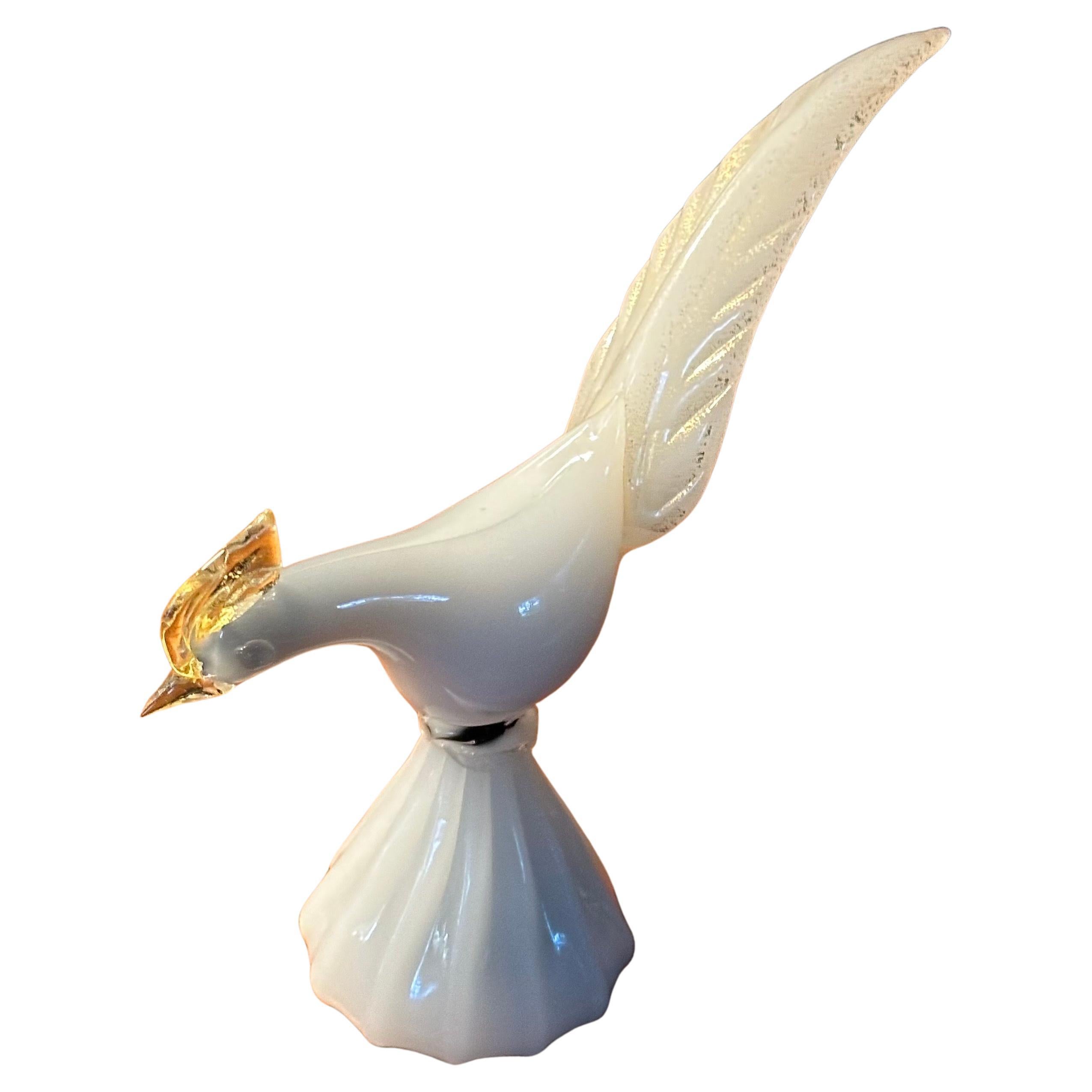 Stylish Art Glass Bird Sculpture by Murano Glass For Sale 7
