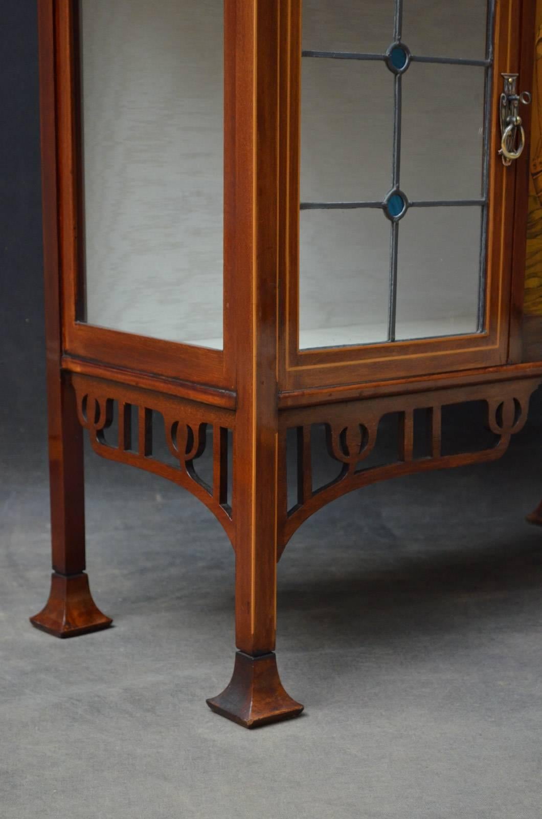 Stylish Art Nouveau Cabinet with Mirror For Sale 12