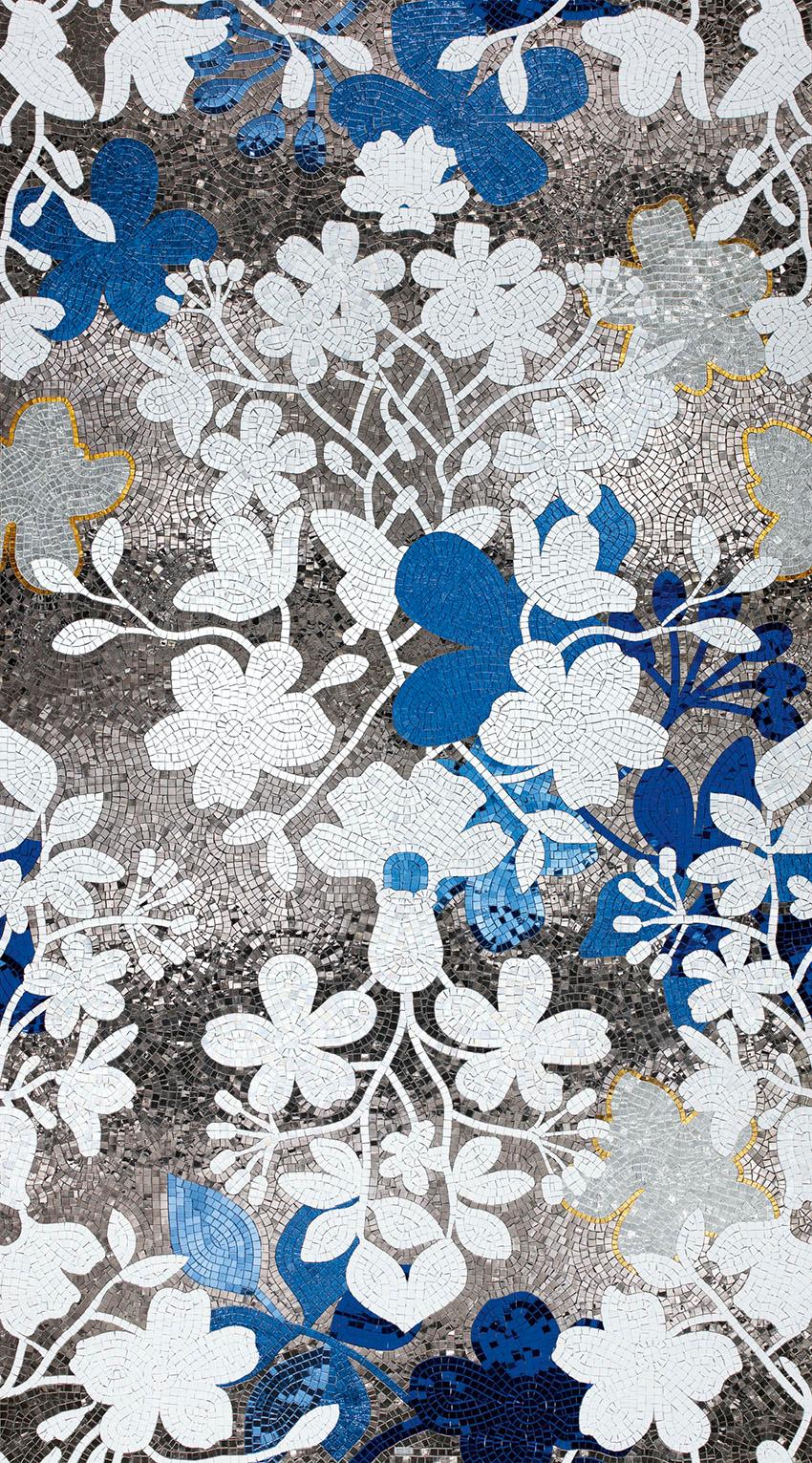 Italian Stylish Artistic Mosaic Handmade Platinum Leaf For Sale