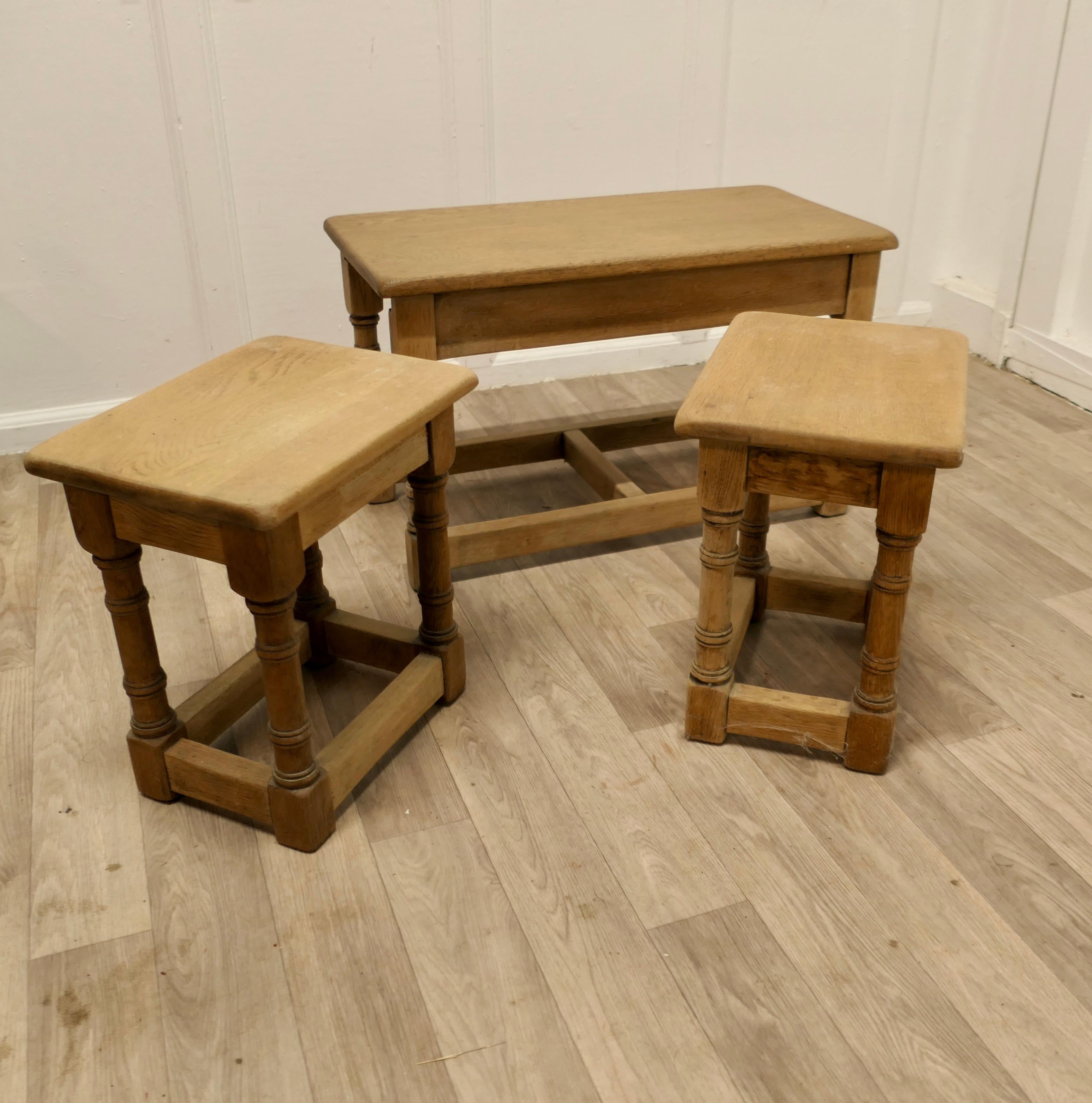 Stylish Arts and Crafts Nest Of Oak Tables For Sale 1