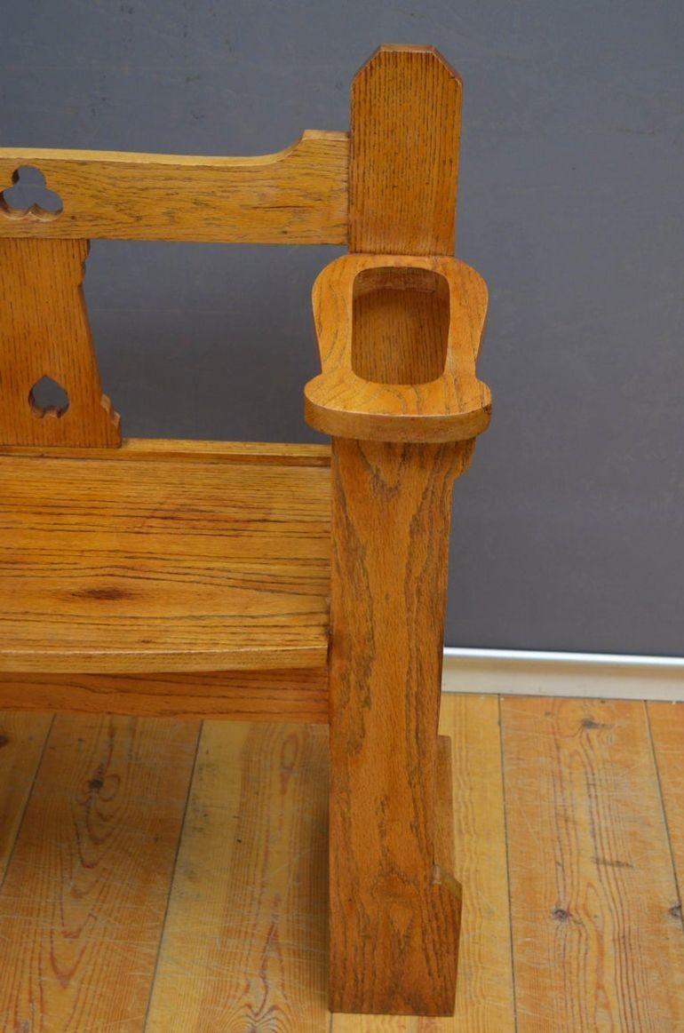 Stylish Arts and Crafts Oak Bench of Narrow Proportions For Sale 1