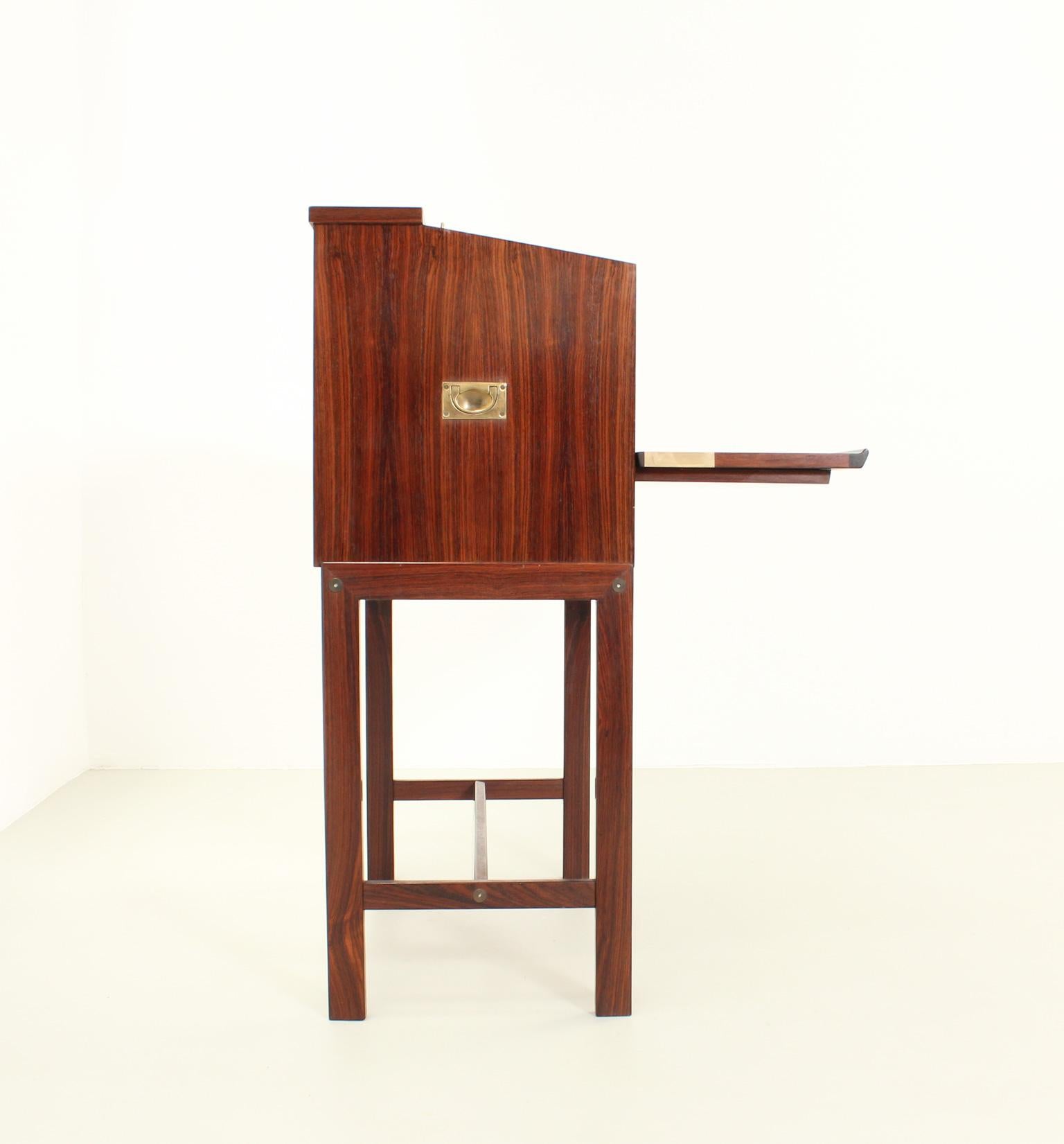 Stylish Bar Cabinet by Dyrlund, Denmark, 1960's For Sale 4