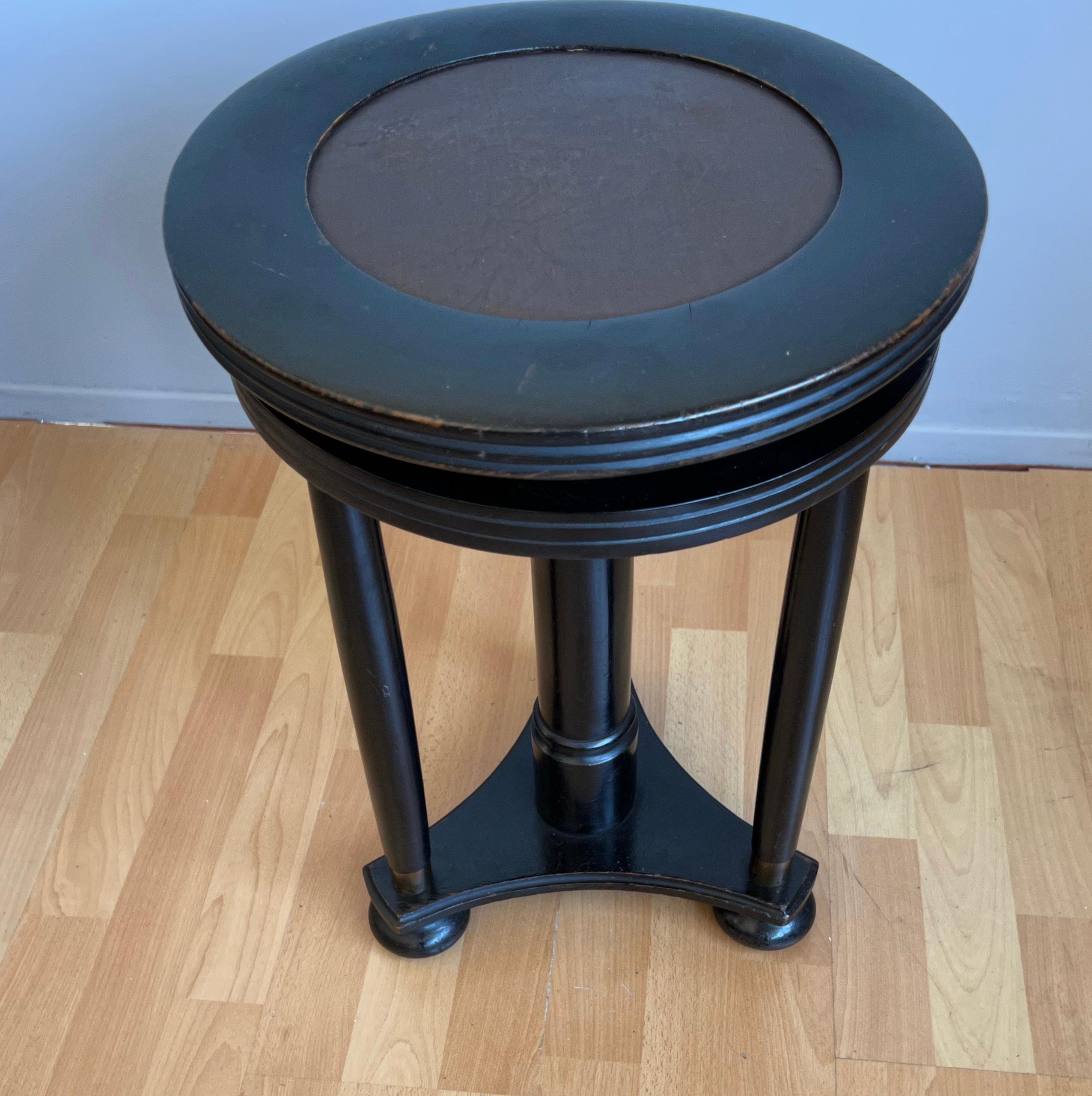 Stylish Blackened Wooden and Brass Art Deco Desk or Piano Swivel Stool, ca 1900 For Sale 7