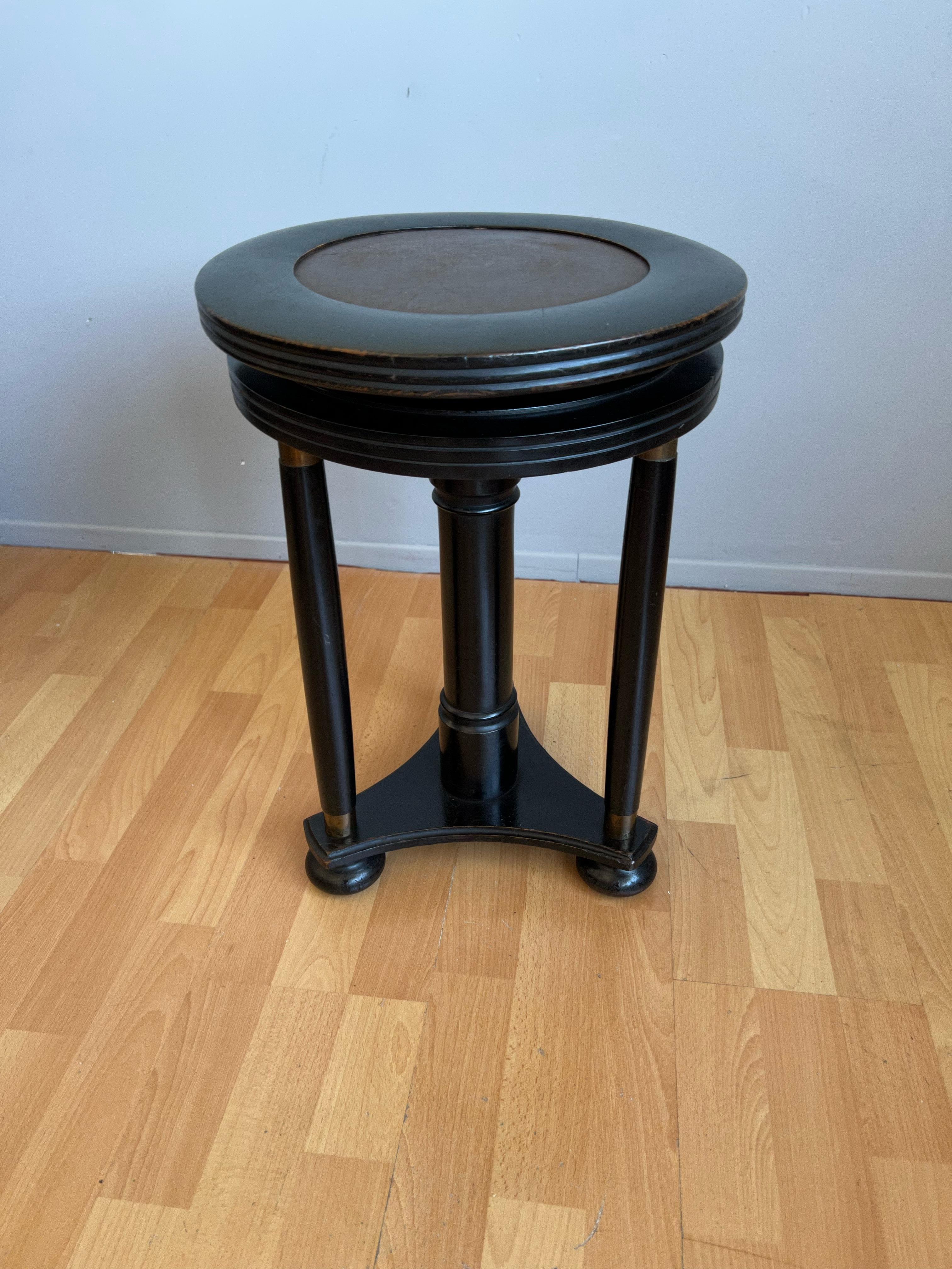 Stylish Blackened Wooden and Brass Art Deco Desk or Piano Swivel Stool, ca 1900 For Sale 8