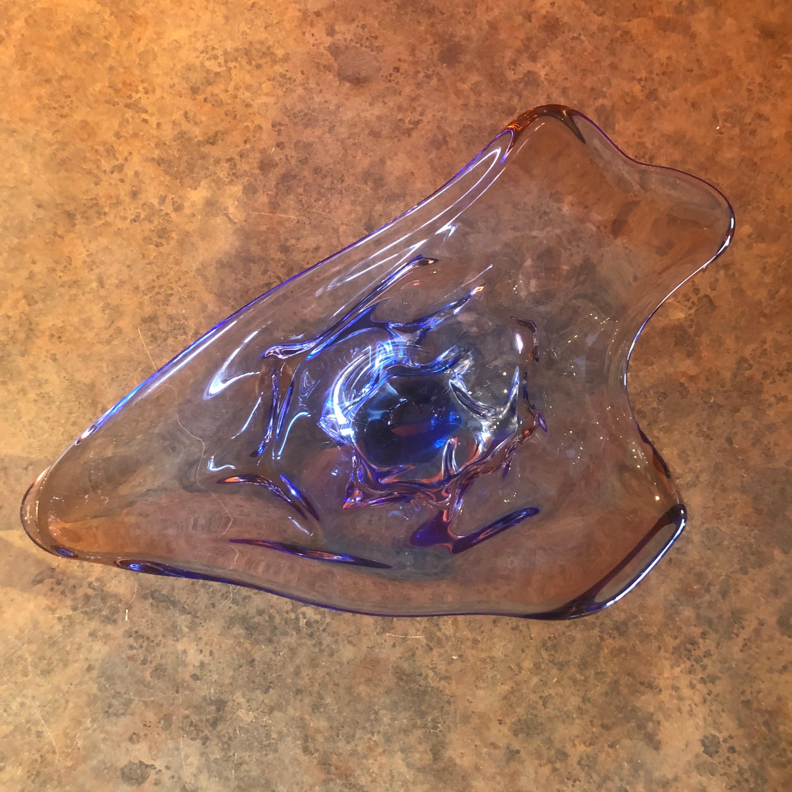 XX secolo Elegante vetro di Murano Somerso blu e marrone  Ciotola / Centrotavola in vendita