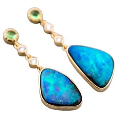 Eleganti orecchini a goccia Boulder Opale Diamante Tsavorite Oro giallo 18 carati