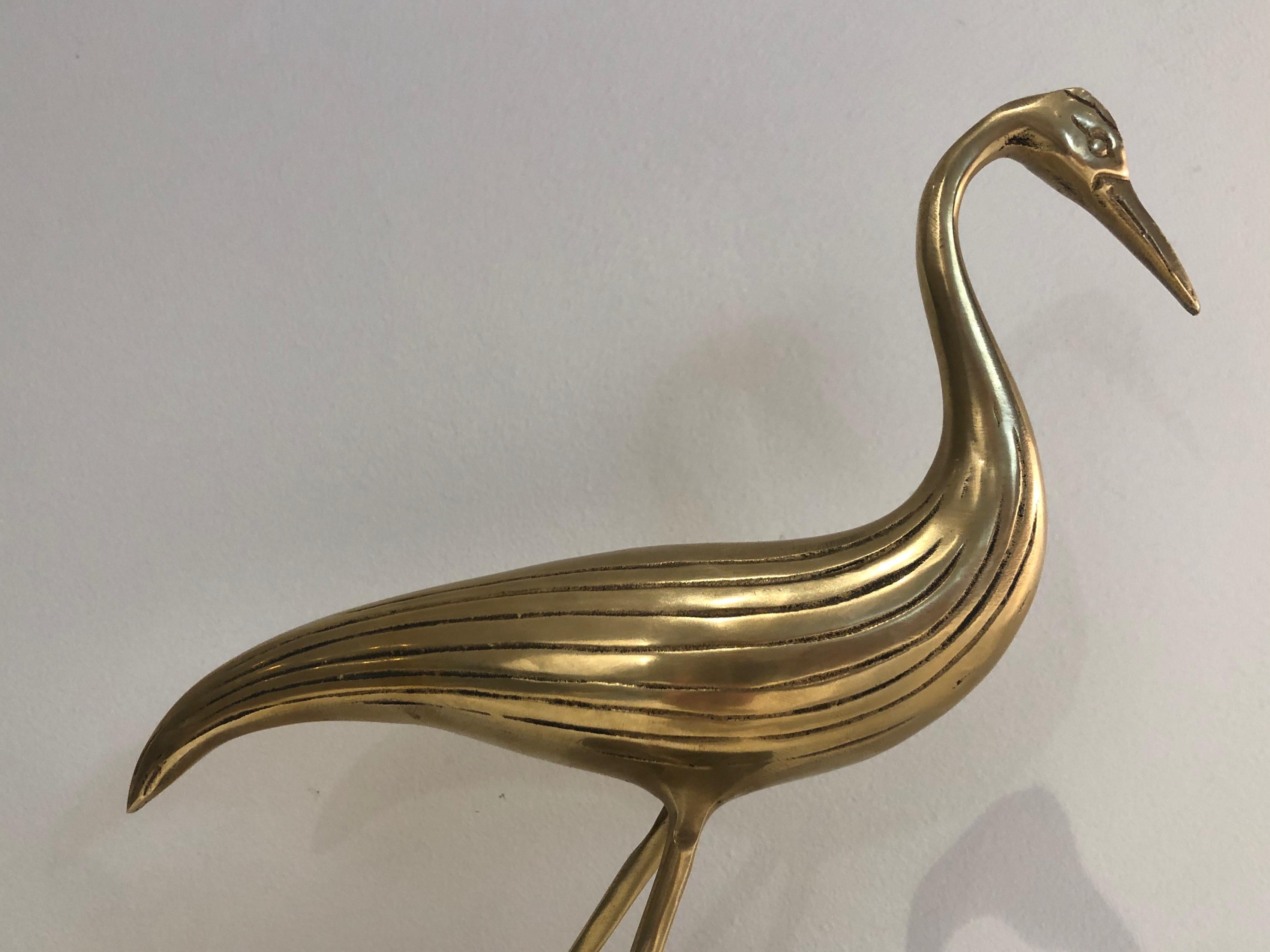 Elegante uccello in ottone su base annerita, opera francese, circa 1970 in vendita 6