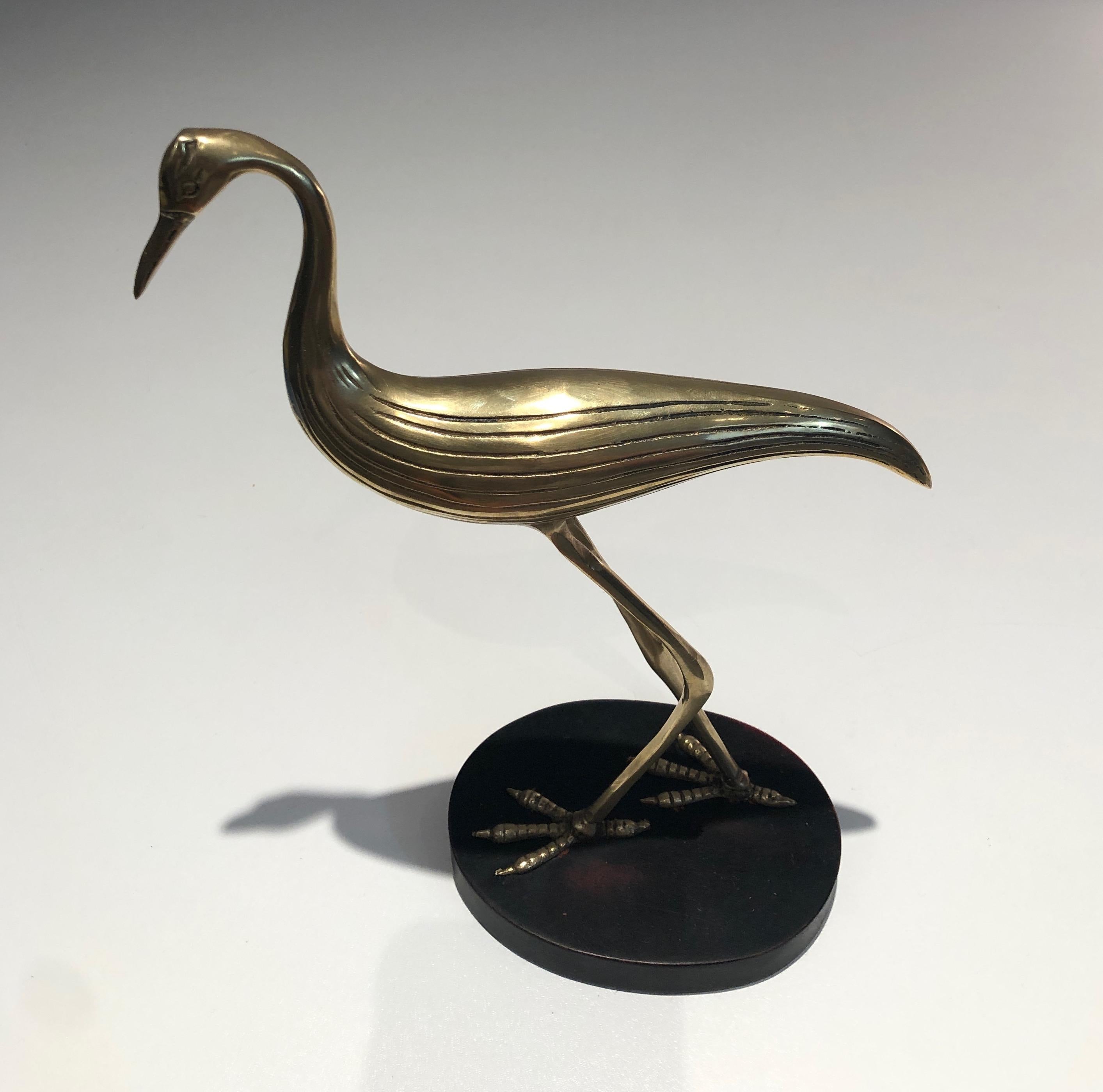 Stylish Brass Bird on a Blackened Base, French Work, Circa 1970 In Good Condition For Sale In Marcq-en-Barœul, Hauts-de-France