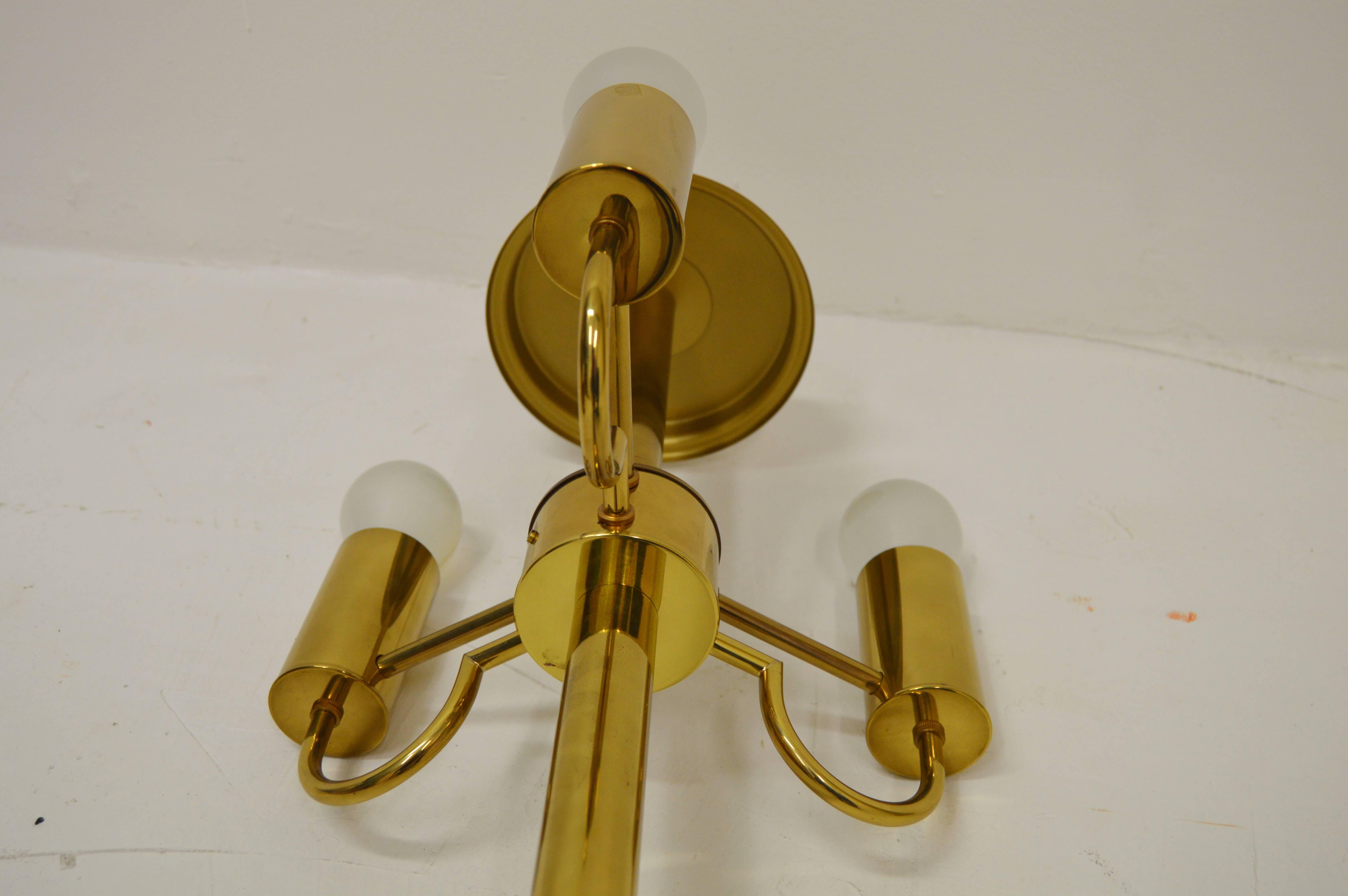 Stylish Brass Floor Lamp For Sale 6