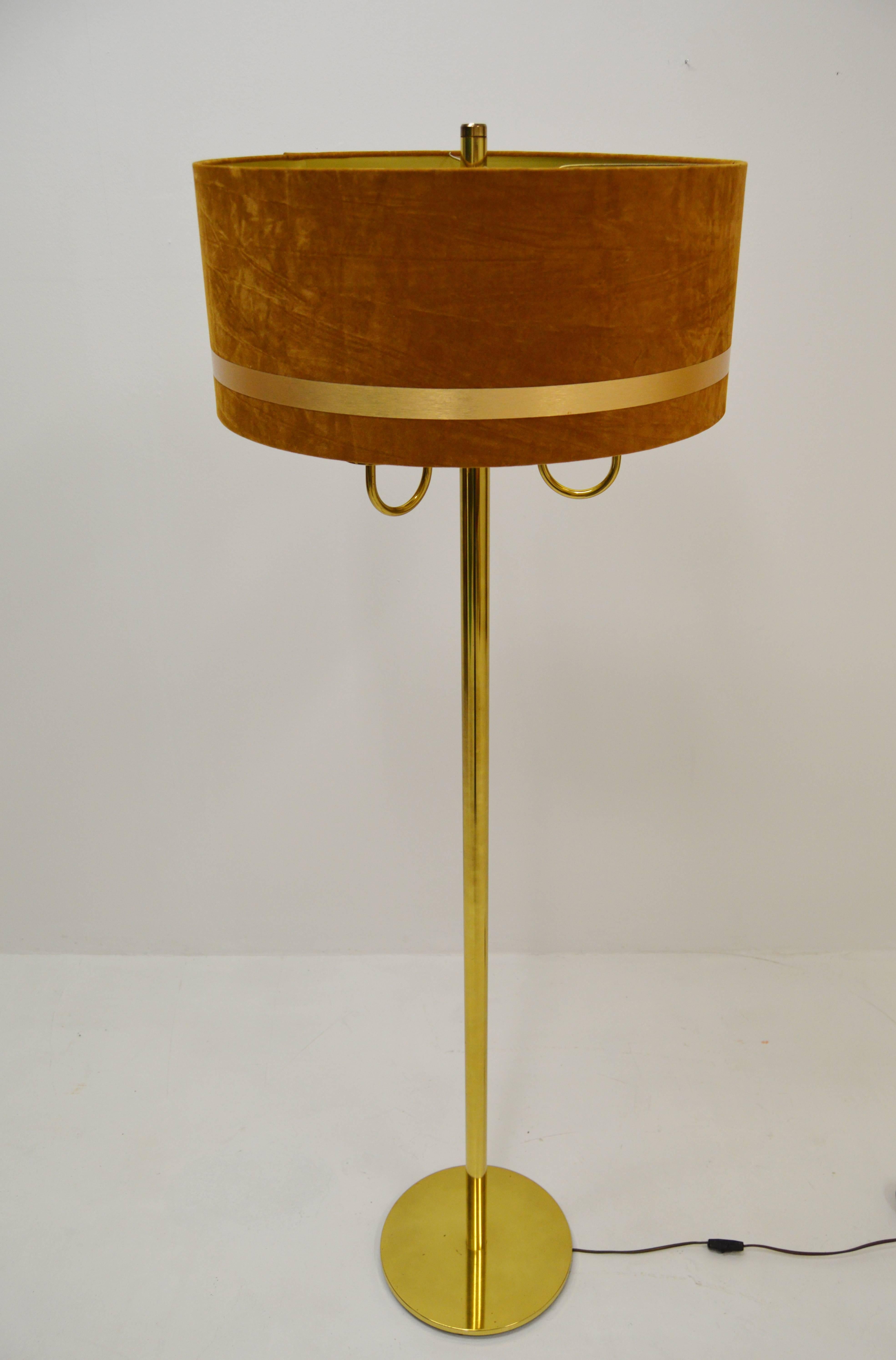 20th Century Stylish Brass Floor Lamp For Sale