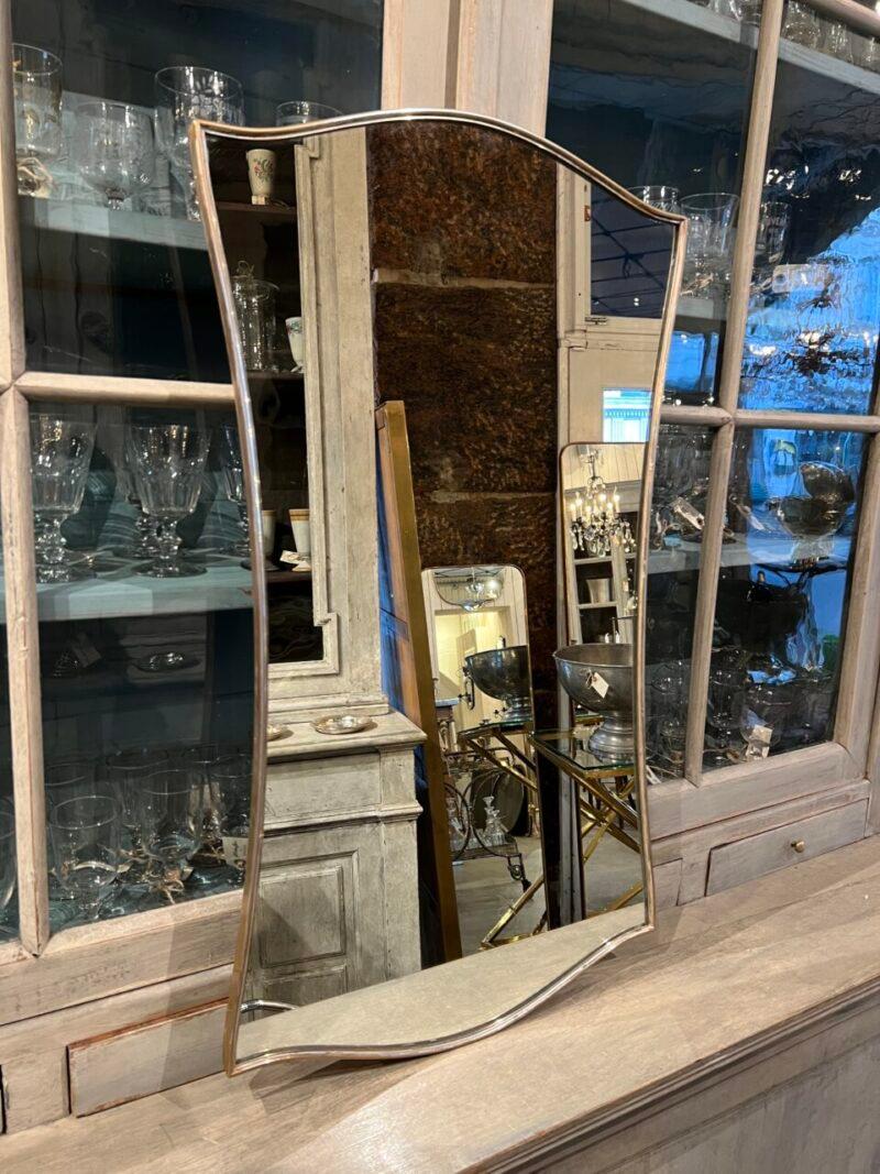 italien Miroir en laiton - Italie du milieu du siècle en vente
