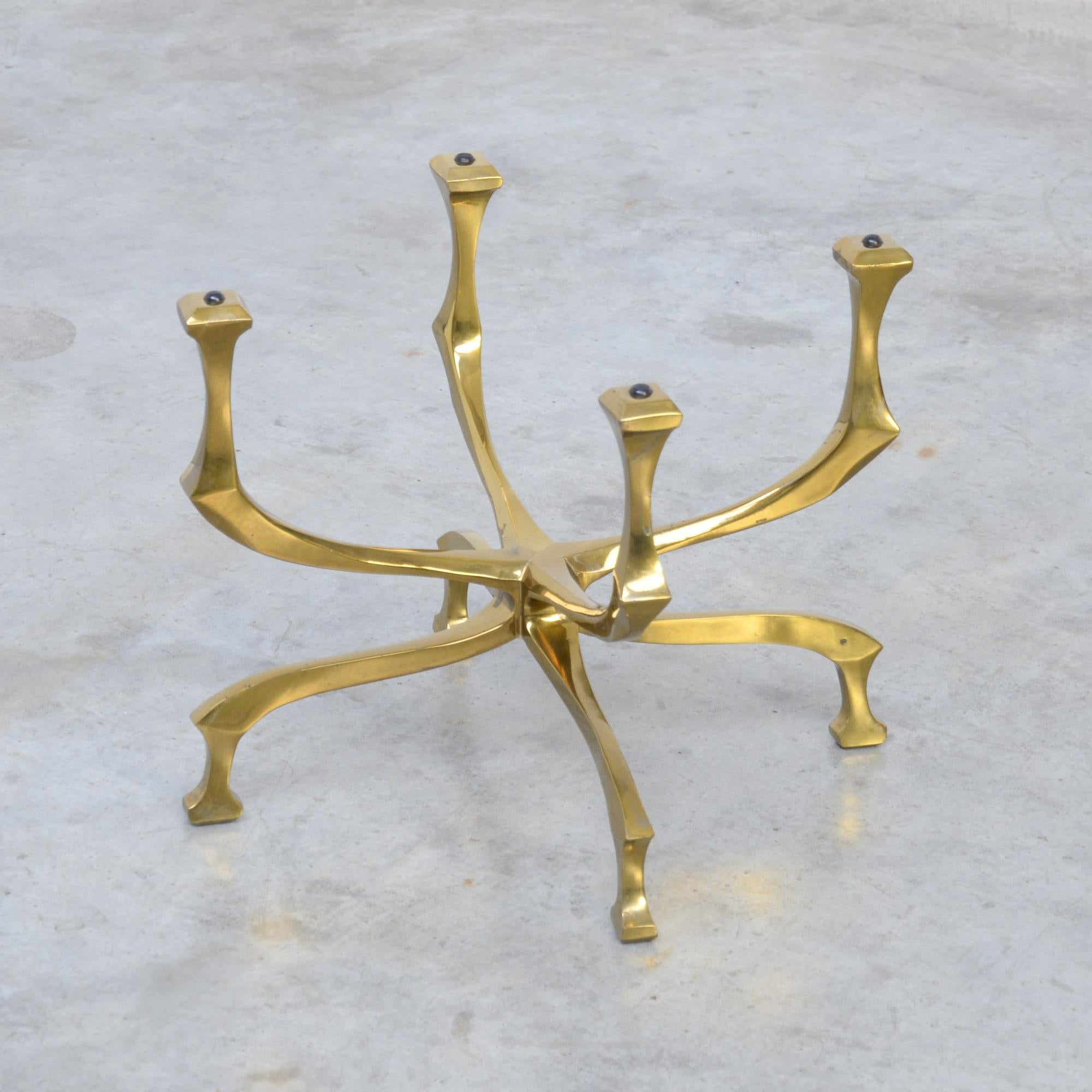 Stylish Bronze Side Table by Willy Daro For Sale 4