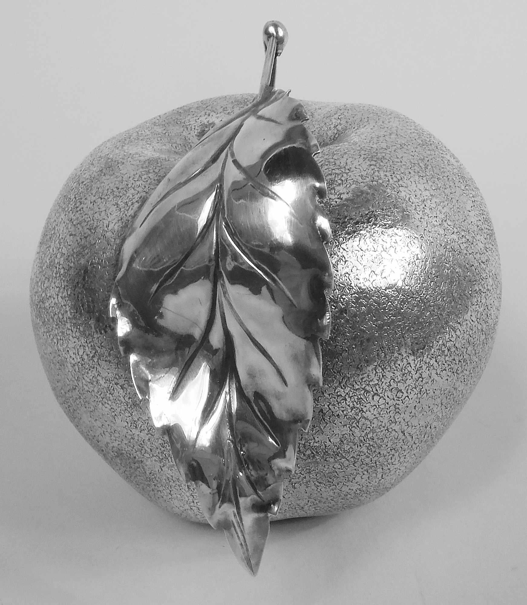 Stilvoller, moderner, figuraler Buccellati- Apfelleuchter aus Sterlingsilber (Italienisch) im Angebot