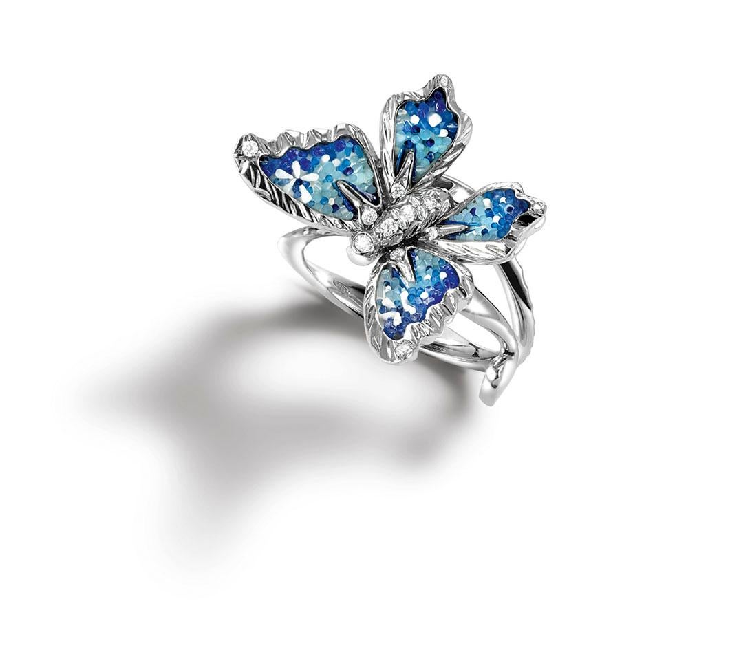 Brilliant Cut Stylish Butterfly Ring White Diamond White Gold Hand Decorated with Micro Mosaic For Sale