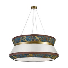 Elegante lampada da soffitto con paralume in tessuto e struttura in metallo in ottone brunito