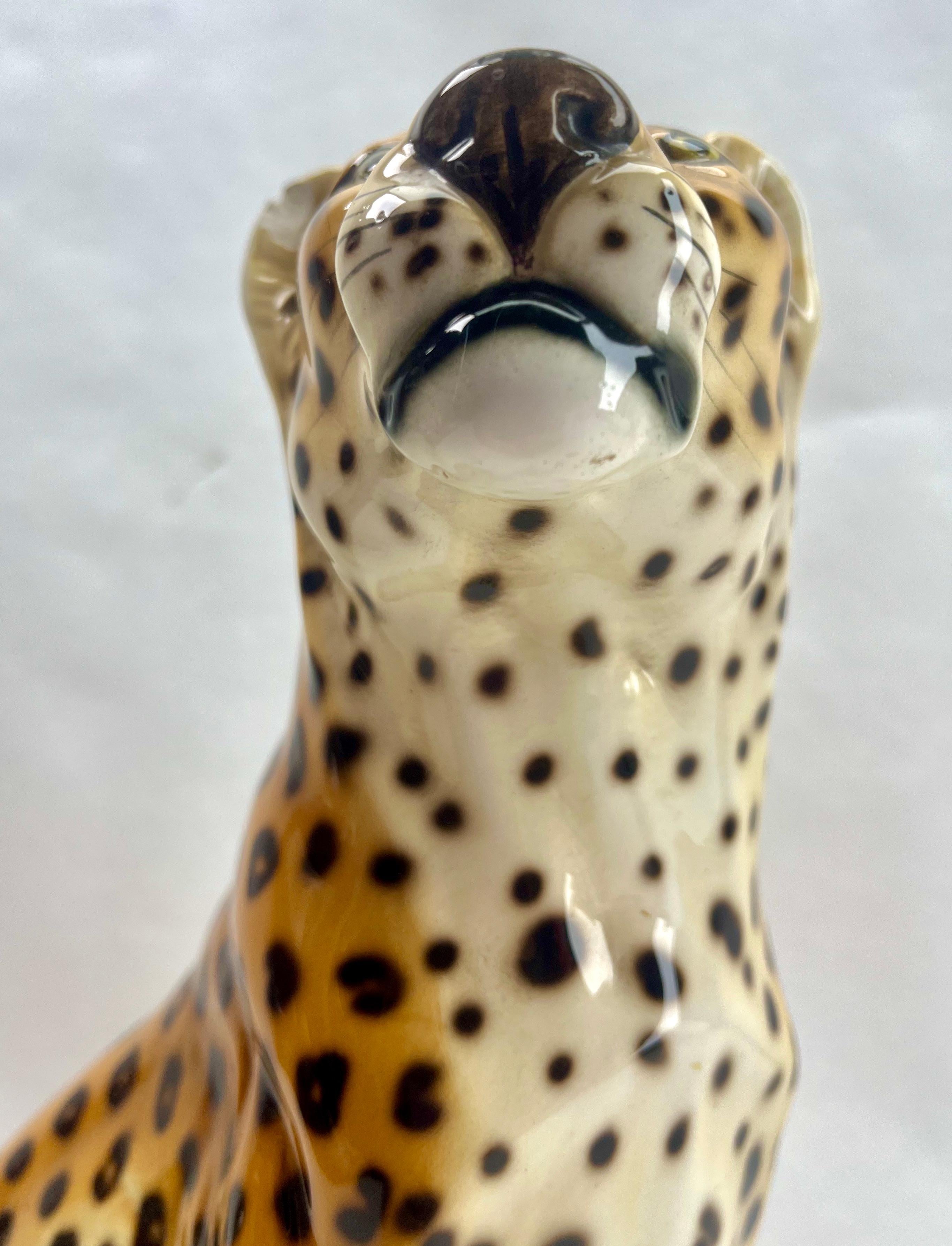 Stilvolle glasierte, handbemalte Leoparden-Skulptur aus Keramik Ronzan, signiert, Italien, 1950er Jahre 5