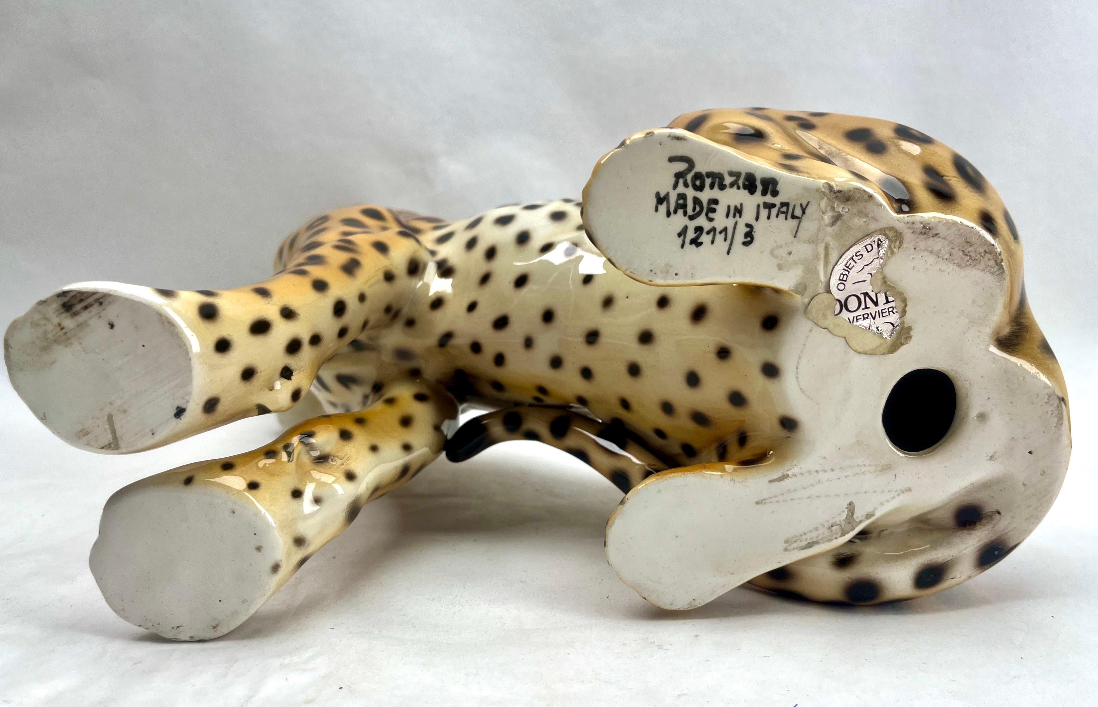 Mid-Century Modern Stylish Ceramic Glazed Handpainted leopard Sculpture Ronzan Signed, Italy, 1950s For Sale