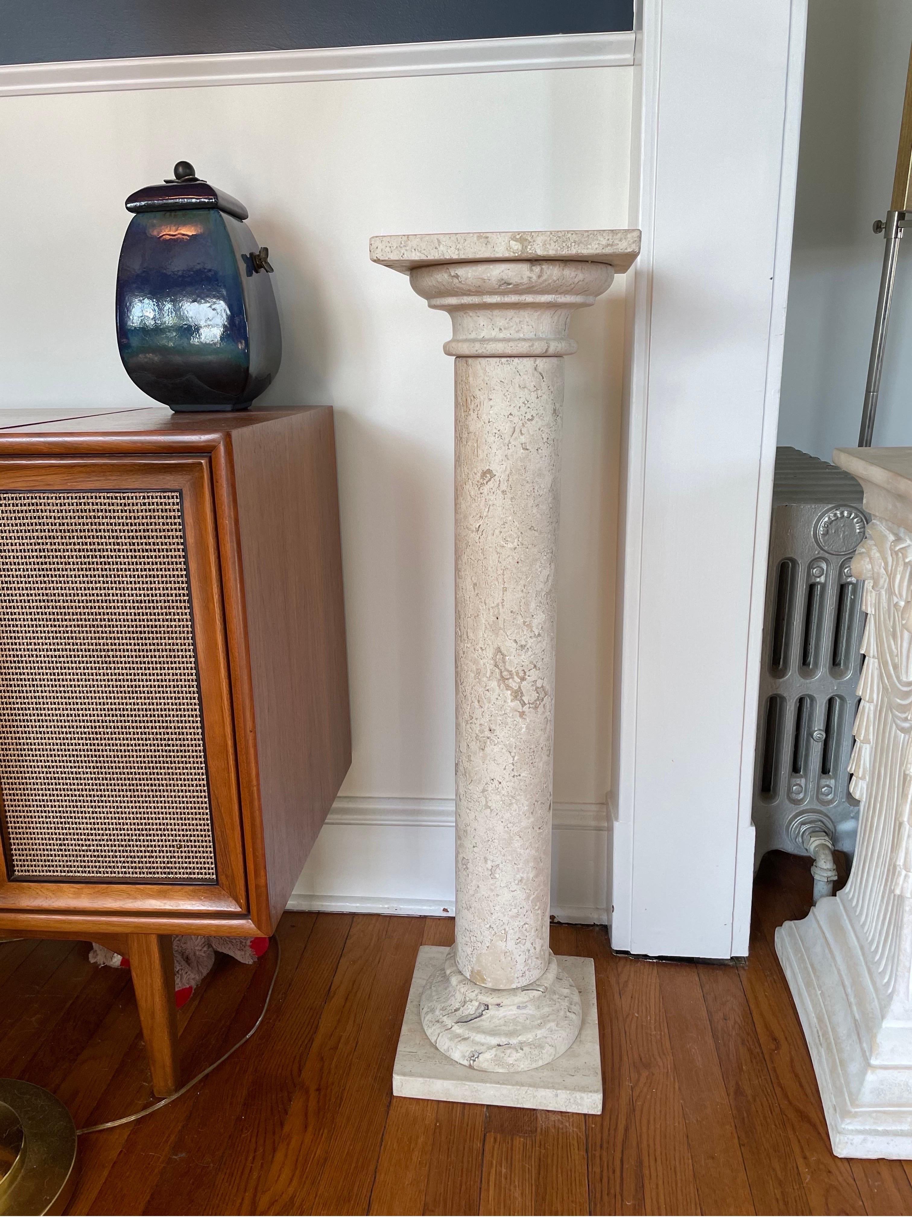 Stylish & Classical Design, Italian Travertine Marble Column / Pedestal Stand In Good Condition In W Allenhurst, NJ