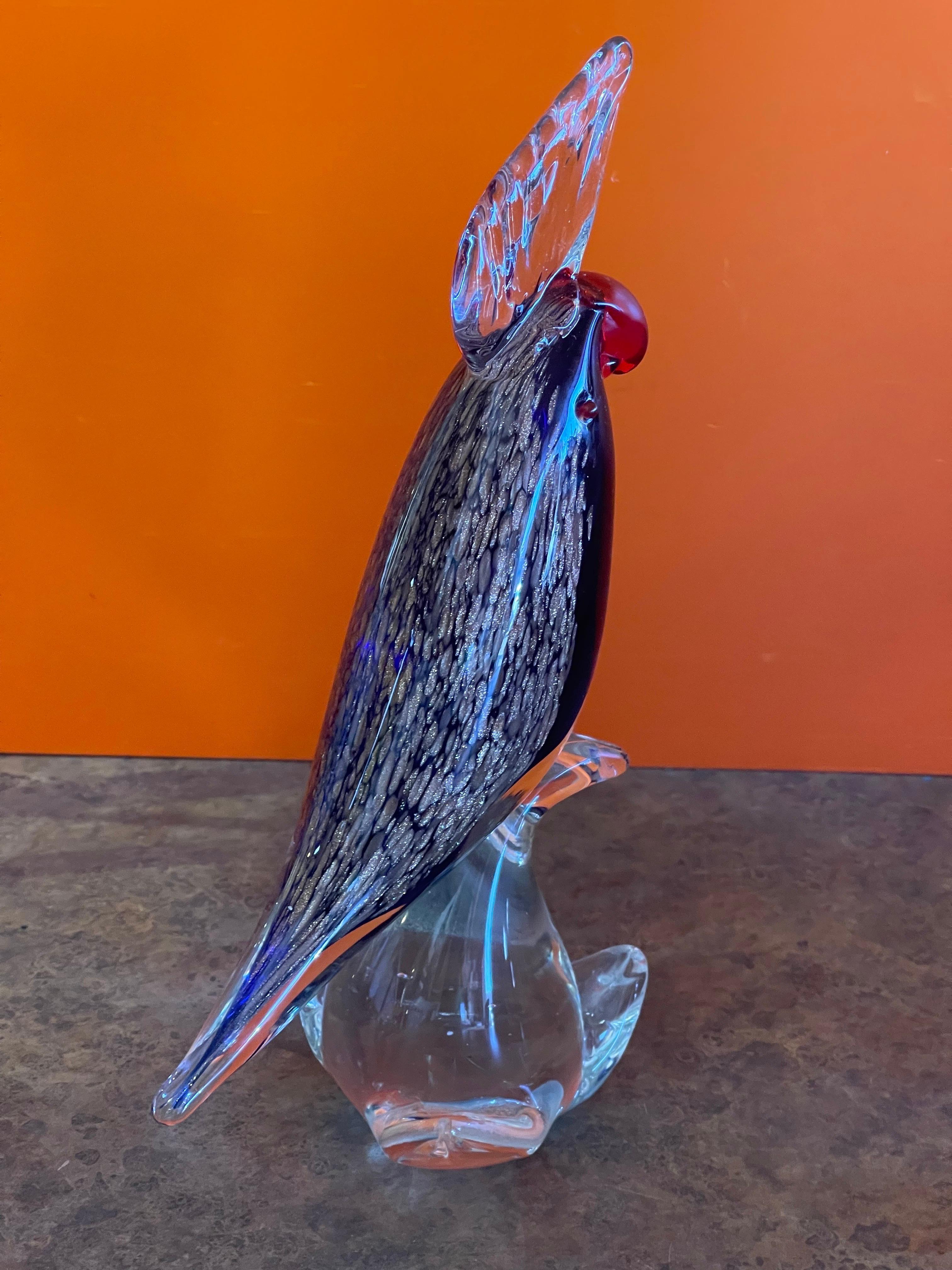 Italian Stylish Cockatoo / Bird Art Glass Sculpture by Murano Glass For Sale