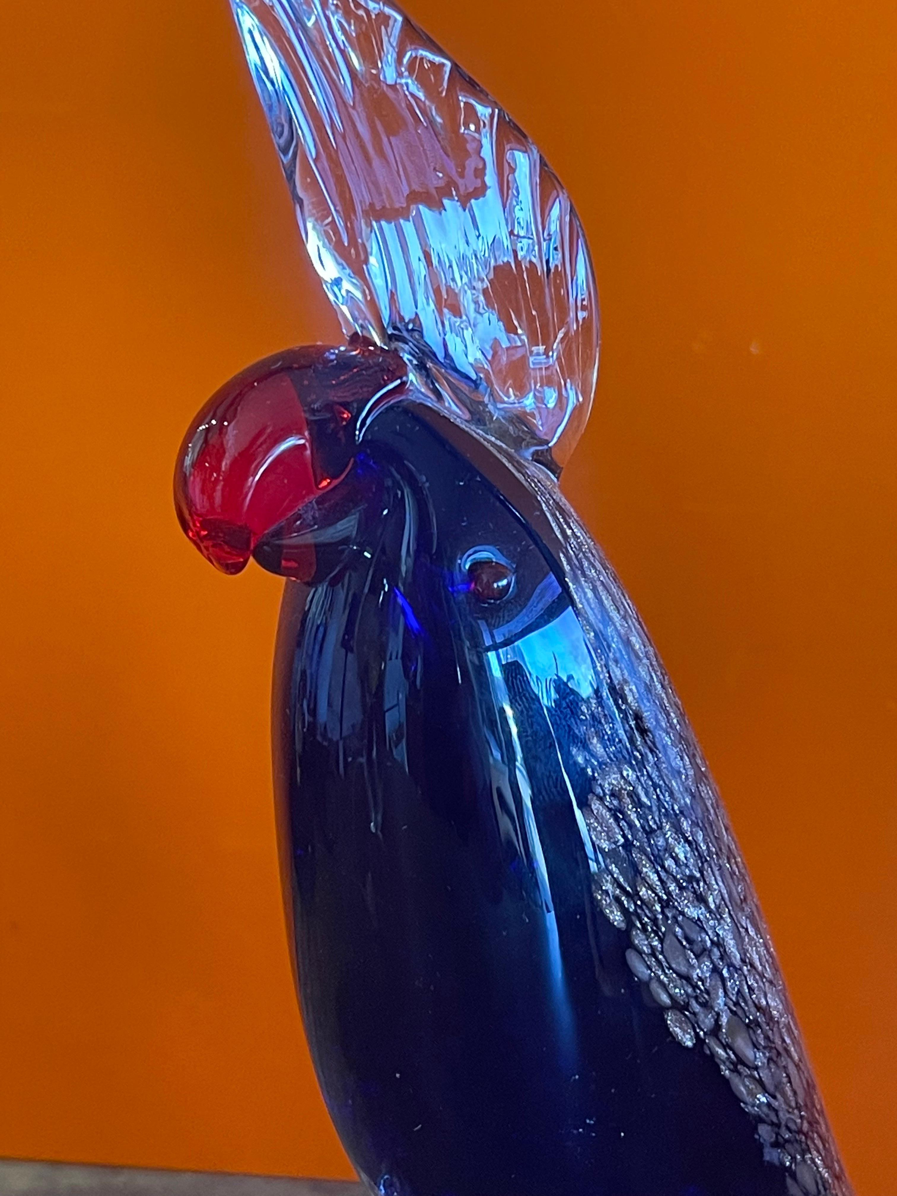 20th Century Stylish Cockatoo / Bird Art Glass Sculpture by Murano Glass For Sale