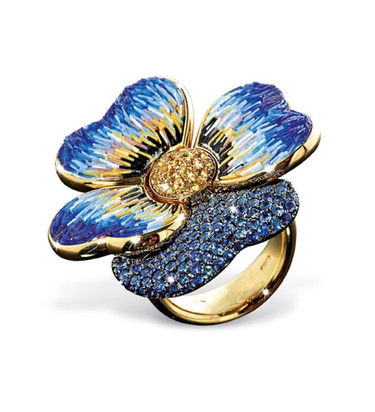 Romantic Stylish Cocktail Ring Yellow Gold Yellow & Blue Sapphires Decorated Micro Mosaic For Sale