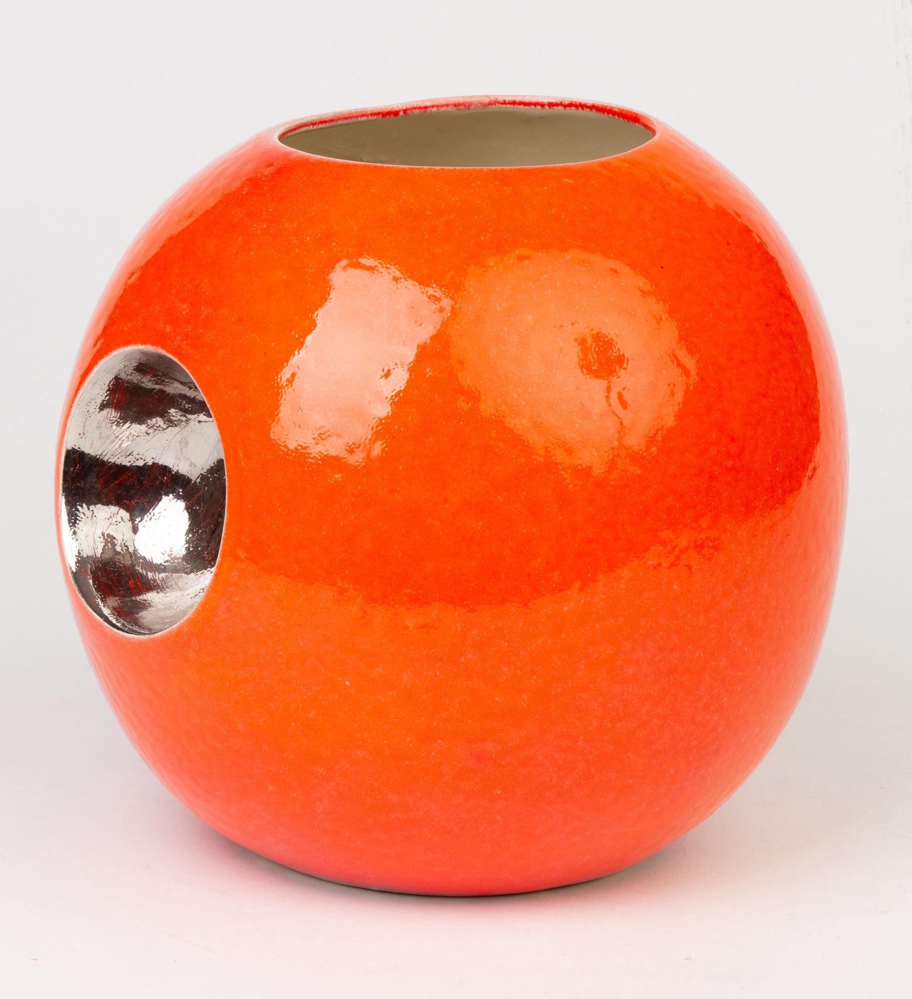 Stylish Contemporary Orange Glazed Globular Vase Signed Morgan Dated 2004 In Good Condition For Sale In Bishop's Stortford, Hertfordshire