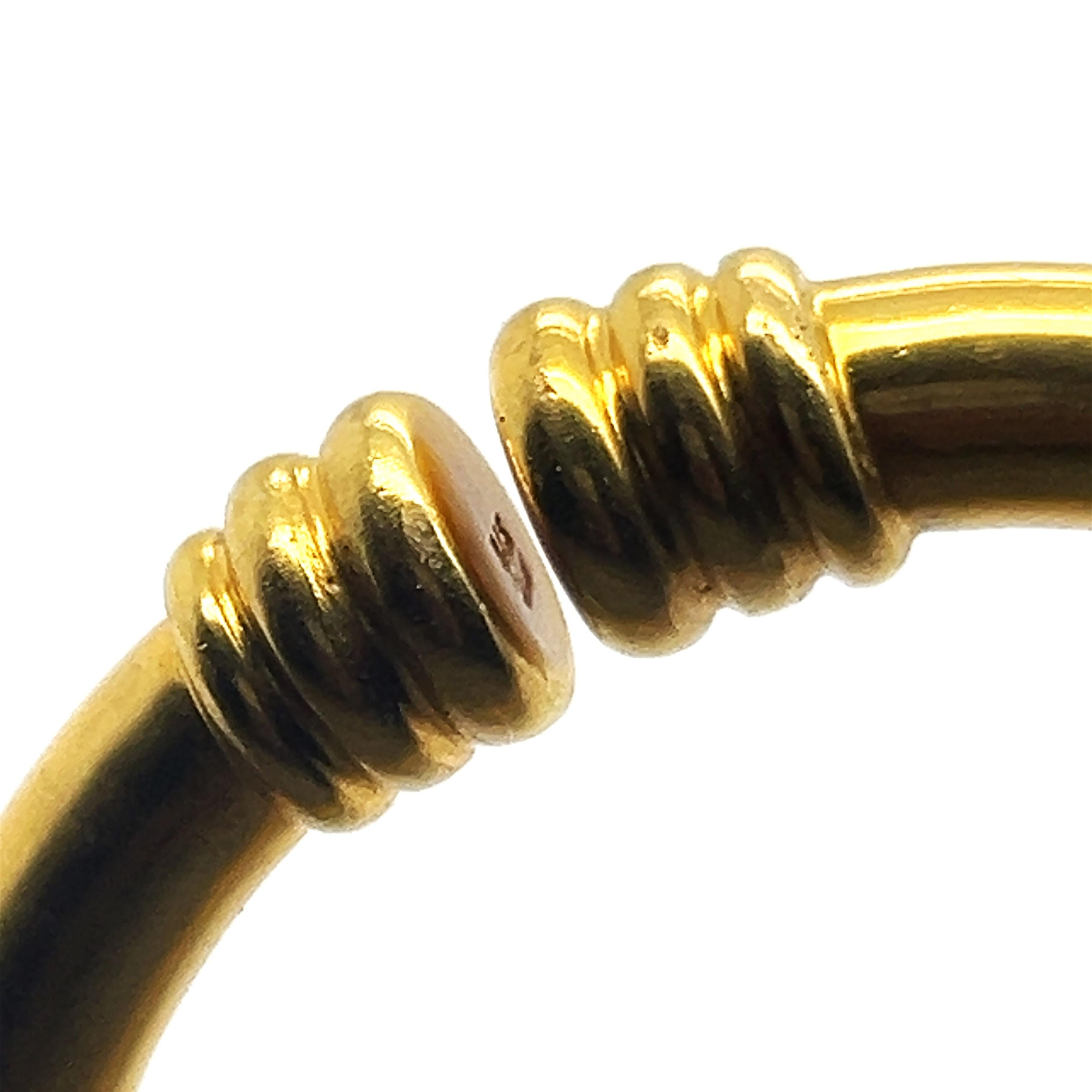 Stylish Cuff Bracelet in 18 Karat Yellow Gold by Ilias Lalaounis 6