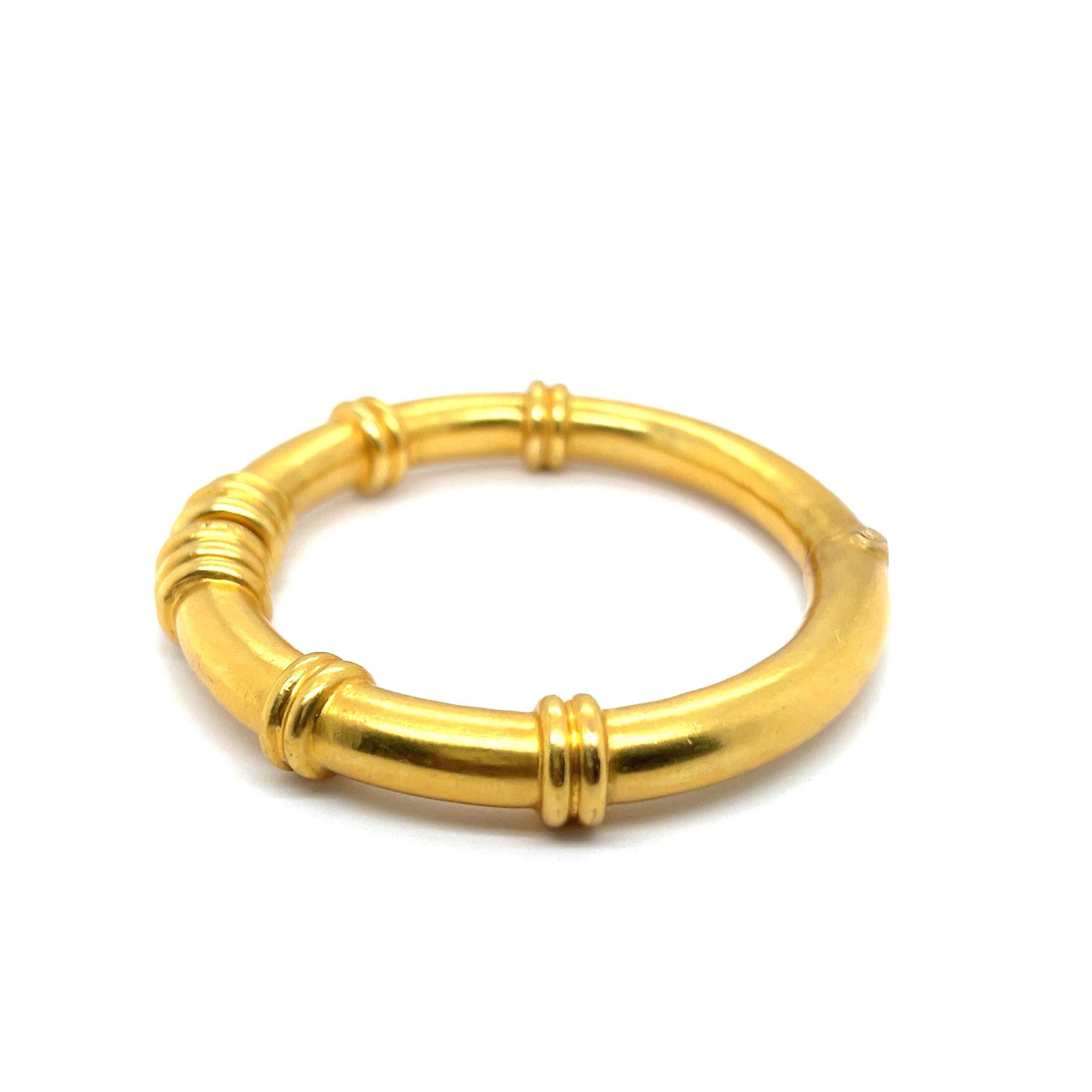 Stylish Cuff Bracelet in 18 Karat Yellow Gold by Ilias Lalaounis 2
