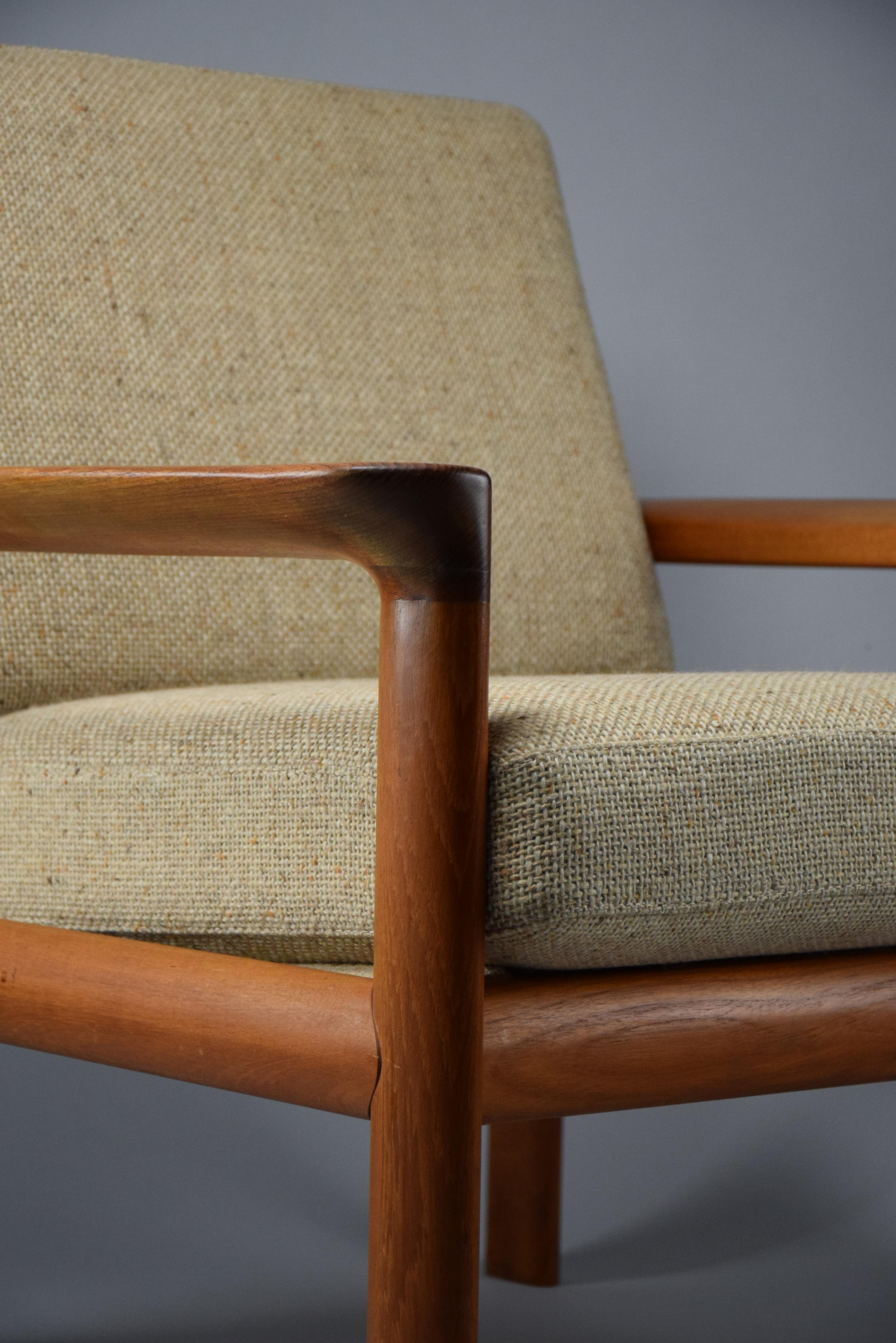 Stylish Danish Solid Teak Mid Century Modern Lounge Chair For Sale 1