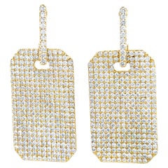 Elegantes pendientes colgantes de diamantes