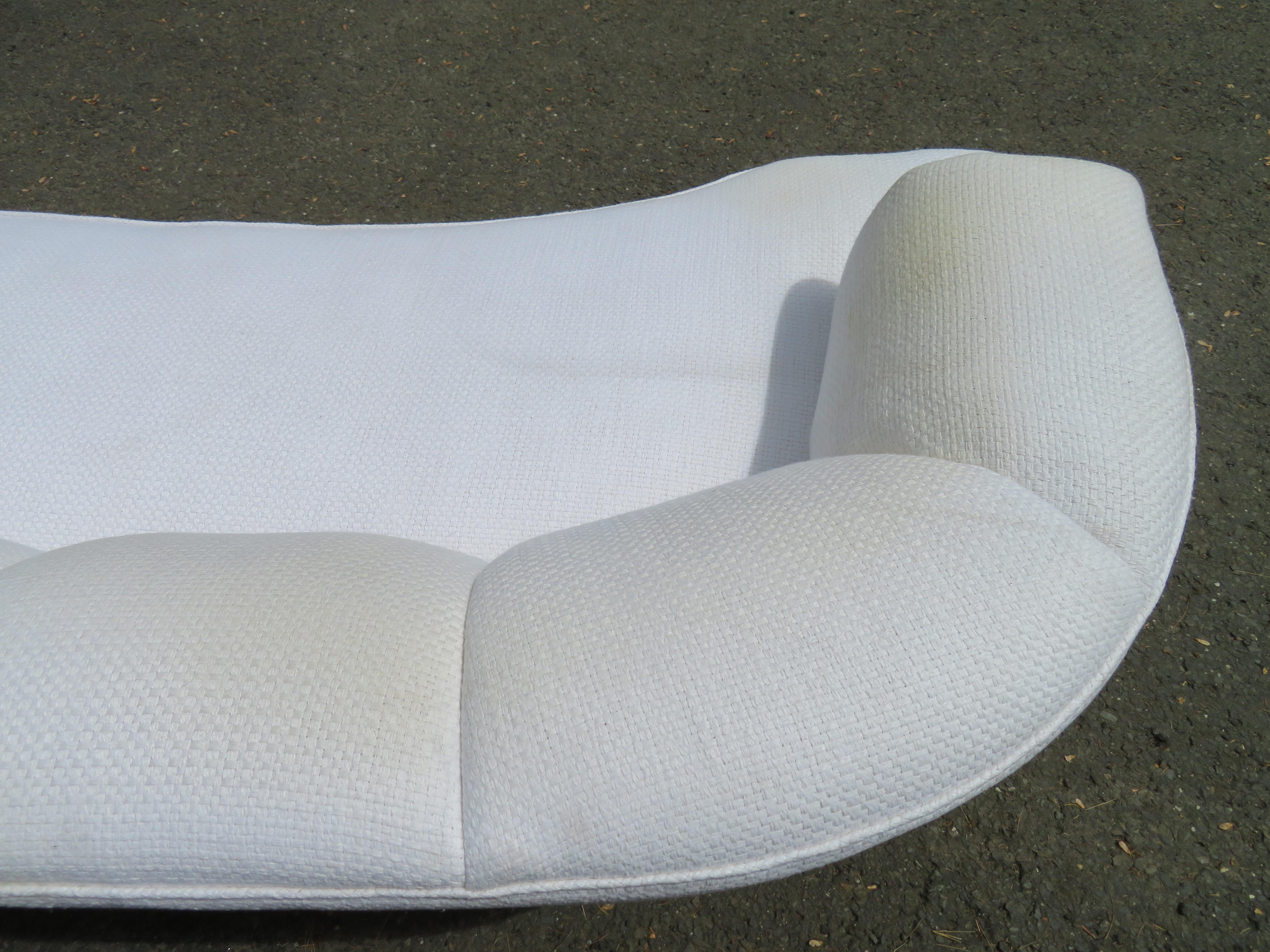 Stylish Dunbar Style Curved Back Sofa Mid-Century Modern For Sale 1