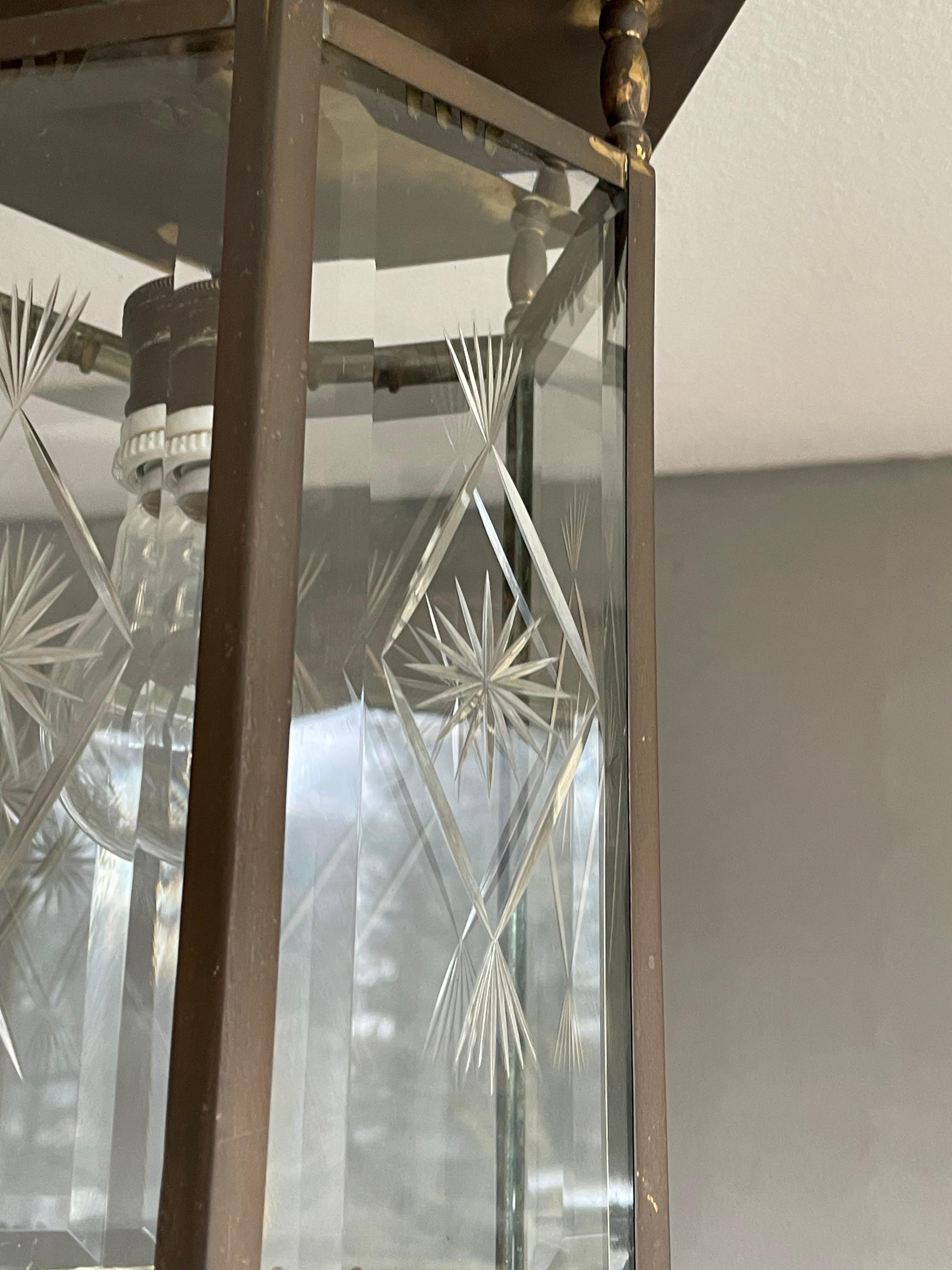 Stylish Dutch Arts & Crafts Brass & Engraved Star Glass Lantern / Pendant Light For Sale 12
