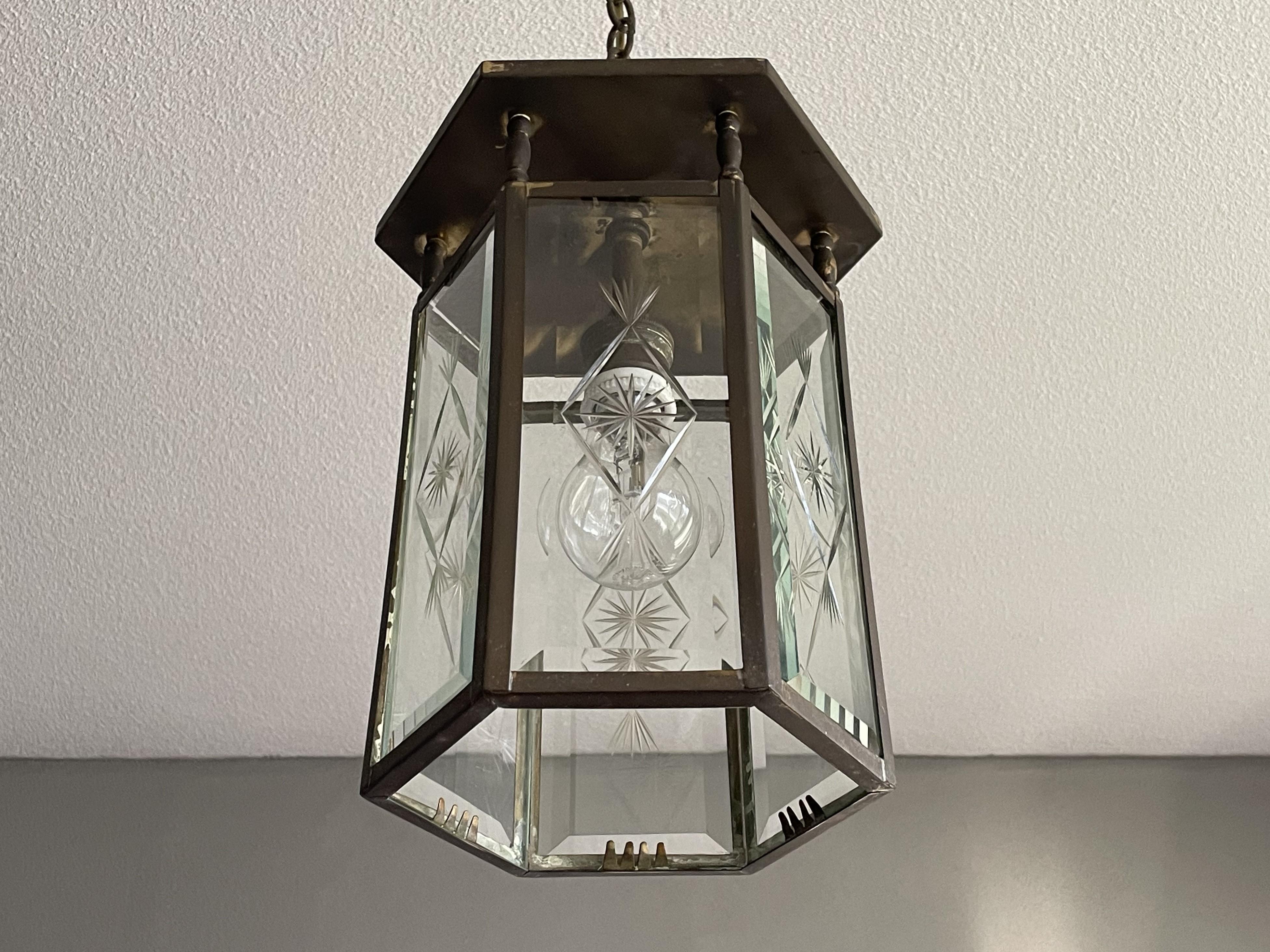 Stylish Dutch Arts & Crafts Brass & Engraved Star Glass Lantern / Pendant Light For Sale 2