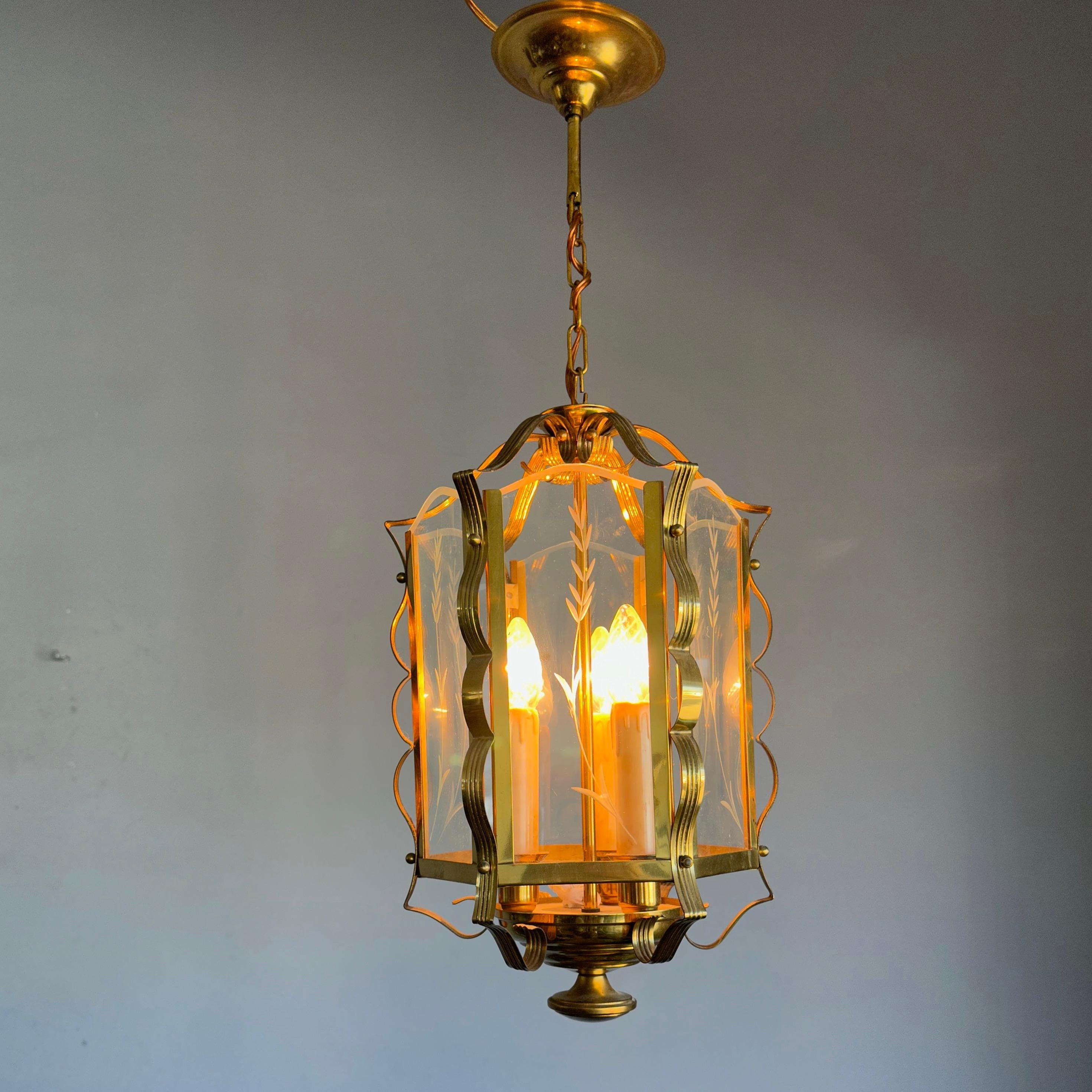 Stylish Design Arts & Crafts Brass, Engraved Glass Lantern Pendant Light Fixture For Sale 9