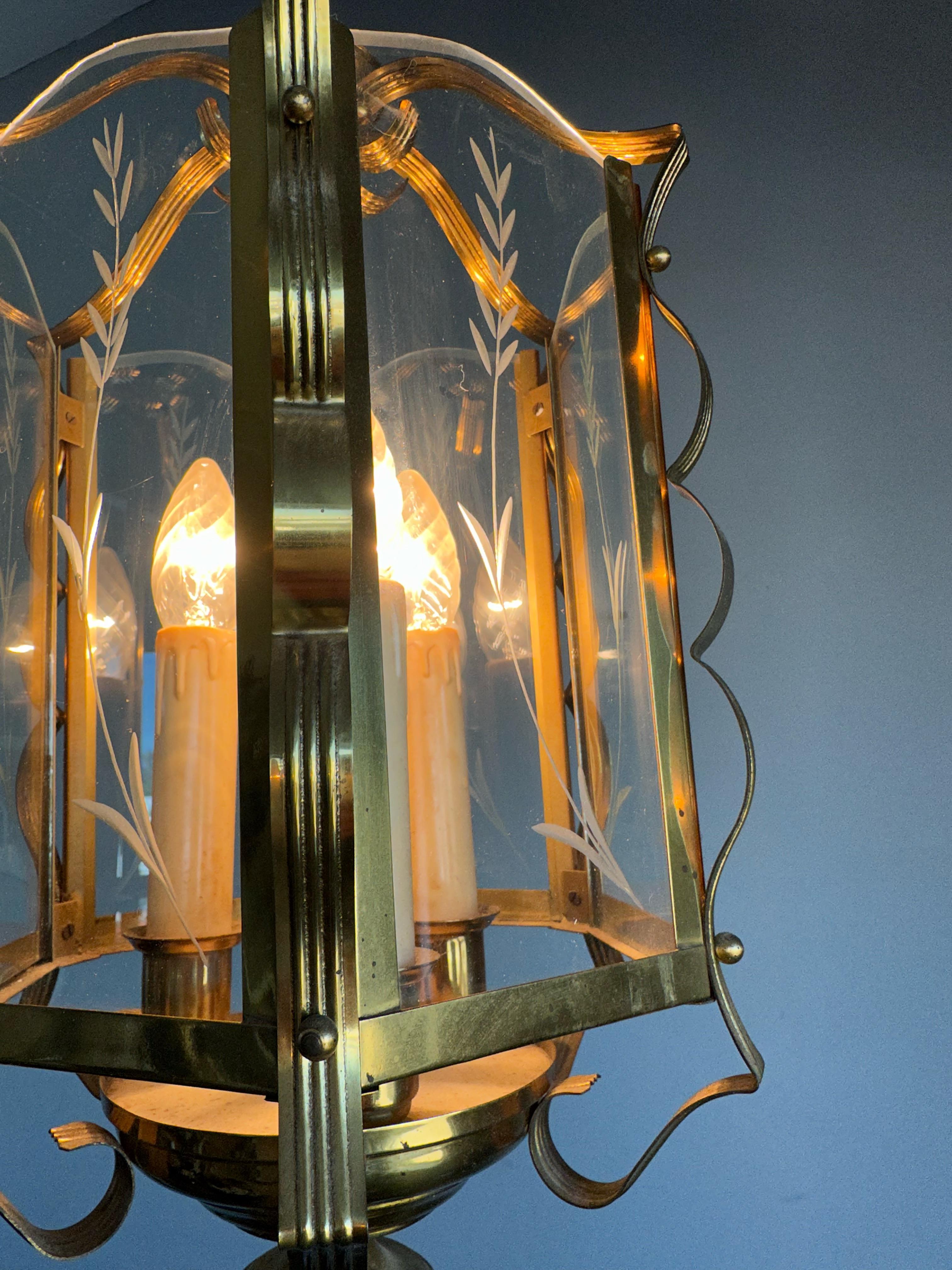 Stylish Design Arts & Crafts Brass, Engraved Glass Lantern Pendant Light Fixture For Sale 13