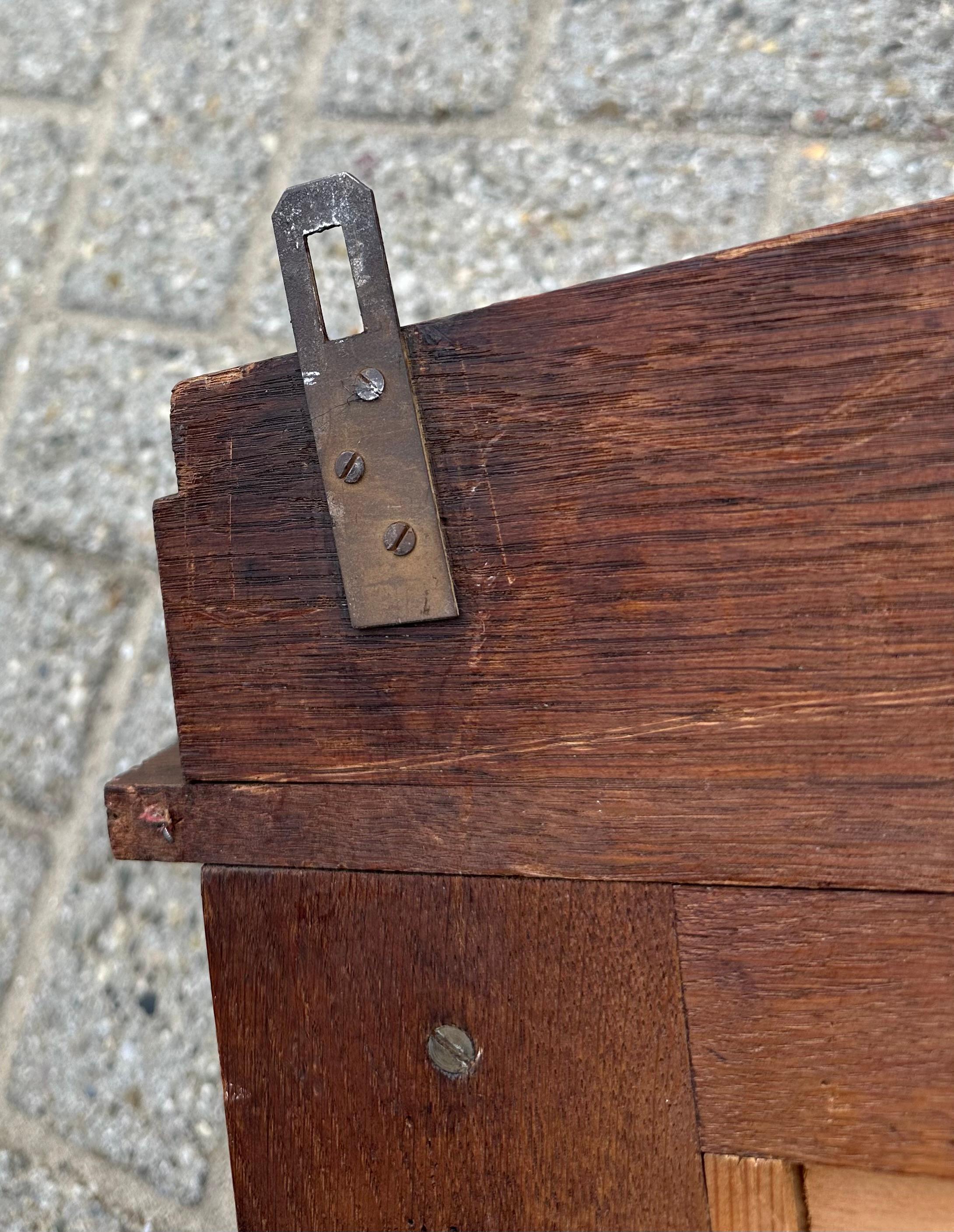 Porte-manteaux Art déco élégant au design néerlandais de 1920 par Paul Izeren pour Genneper Molen en vente 6