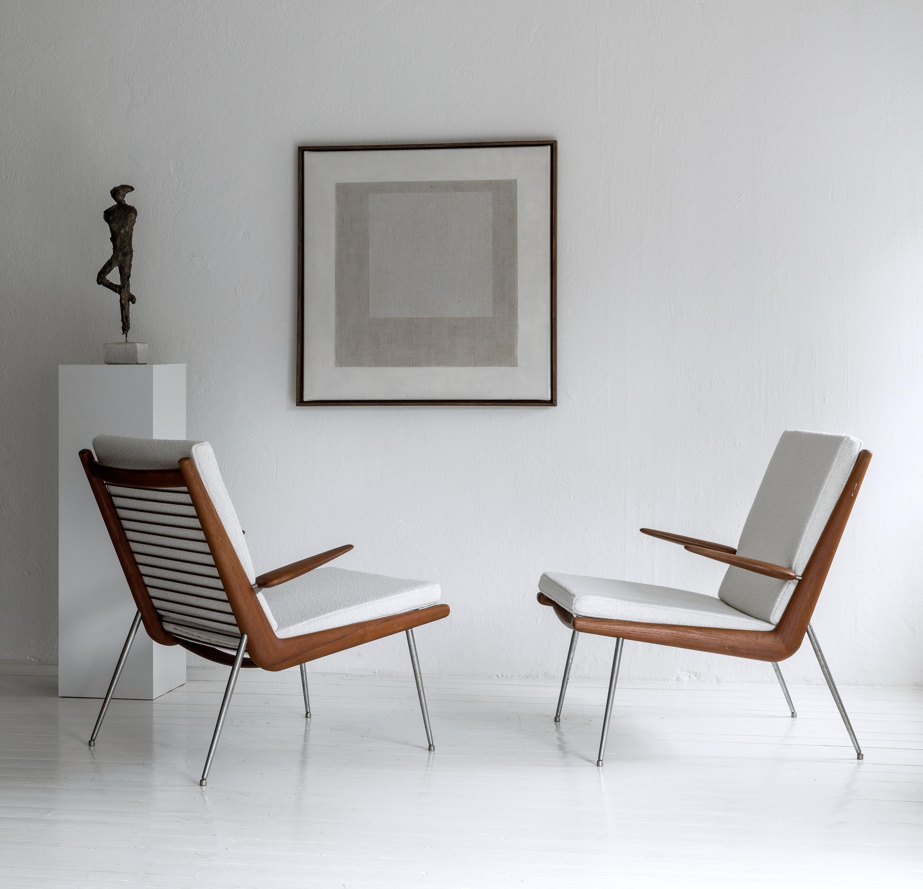 Stylish early pair of Boomerang armchairs by Peter Hvidt & Orla Molgaard-Nielsen For Sale 4