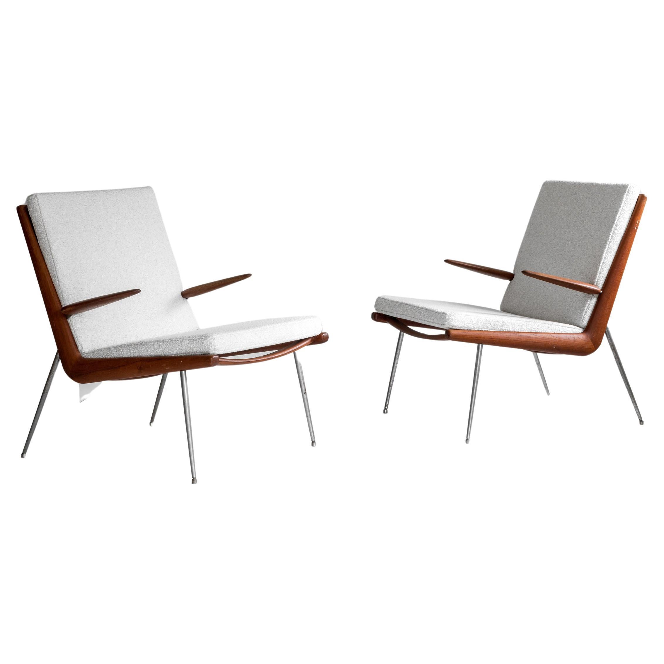Stylish early pair of Boomerang armchairs by Peter Hvidt & Orla Molgaard-Nielsen For Sale